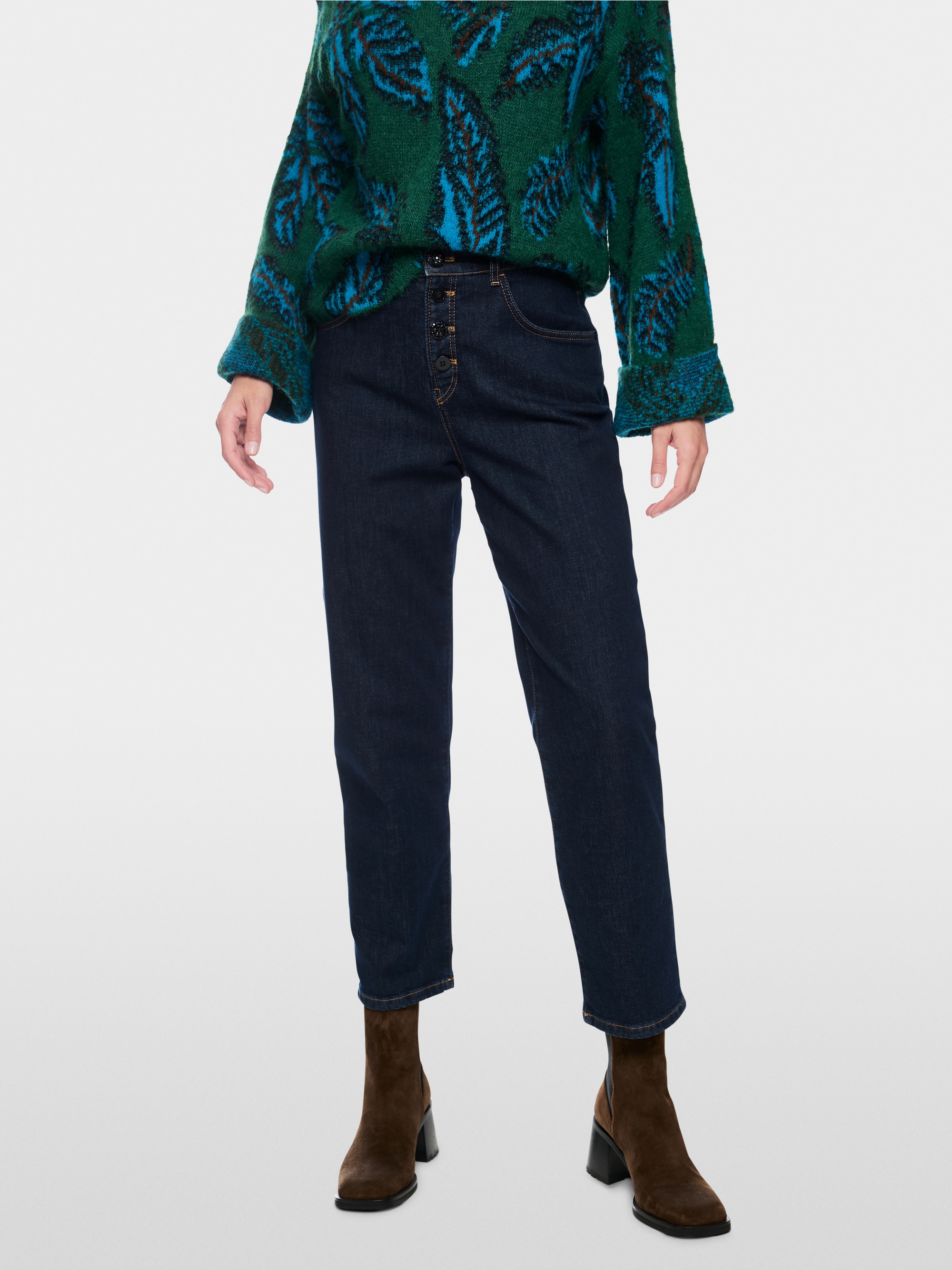 ROHA Rethink Together jeans