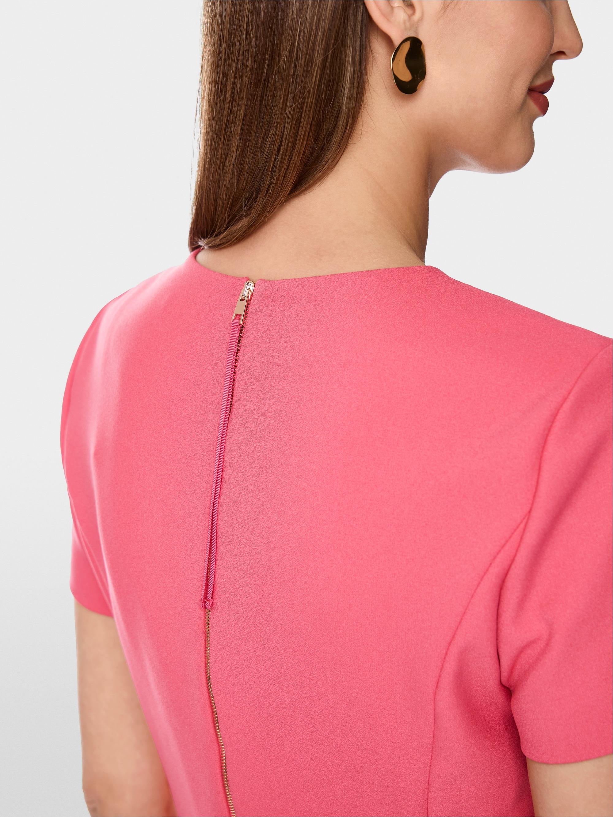Klassisches Kleid