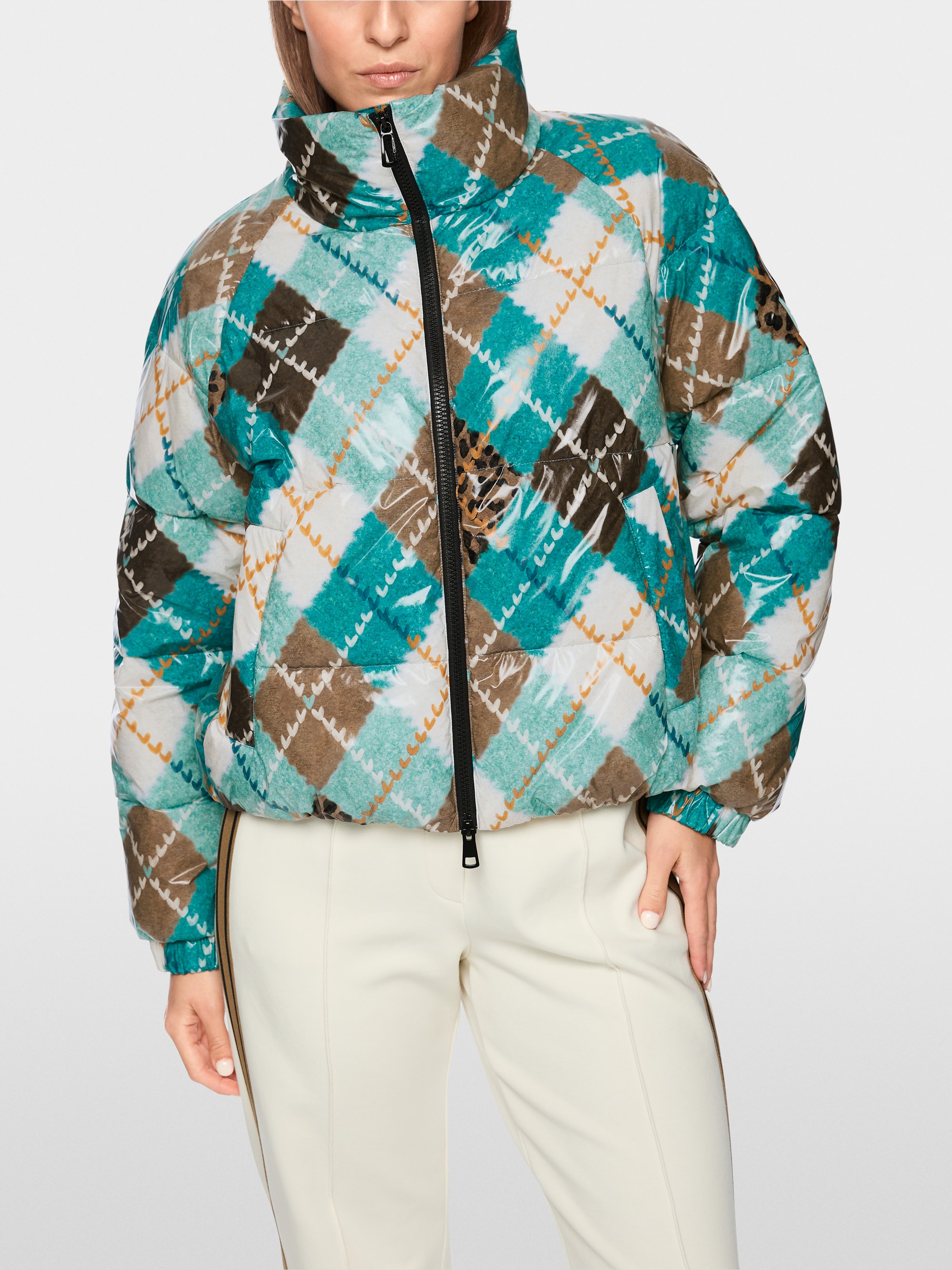 Padded argyle pattern outdoor jacket