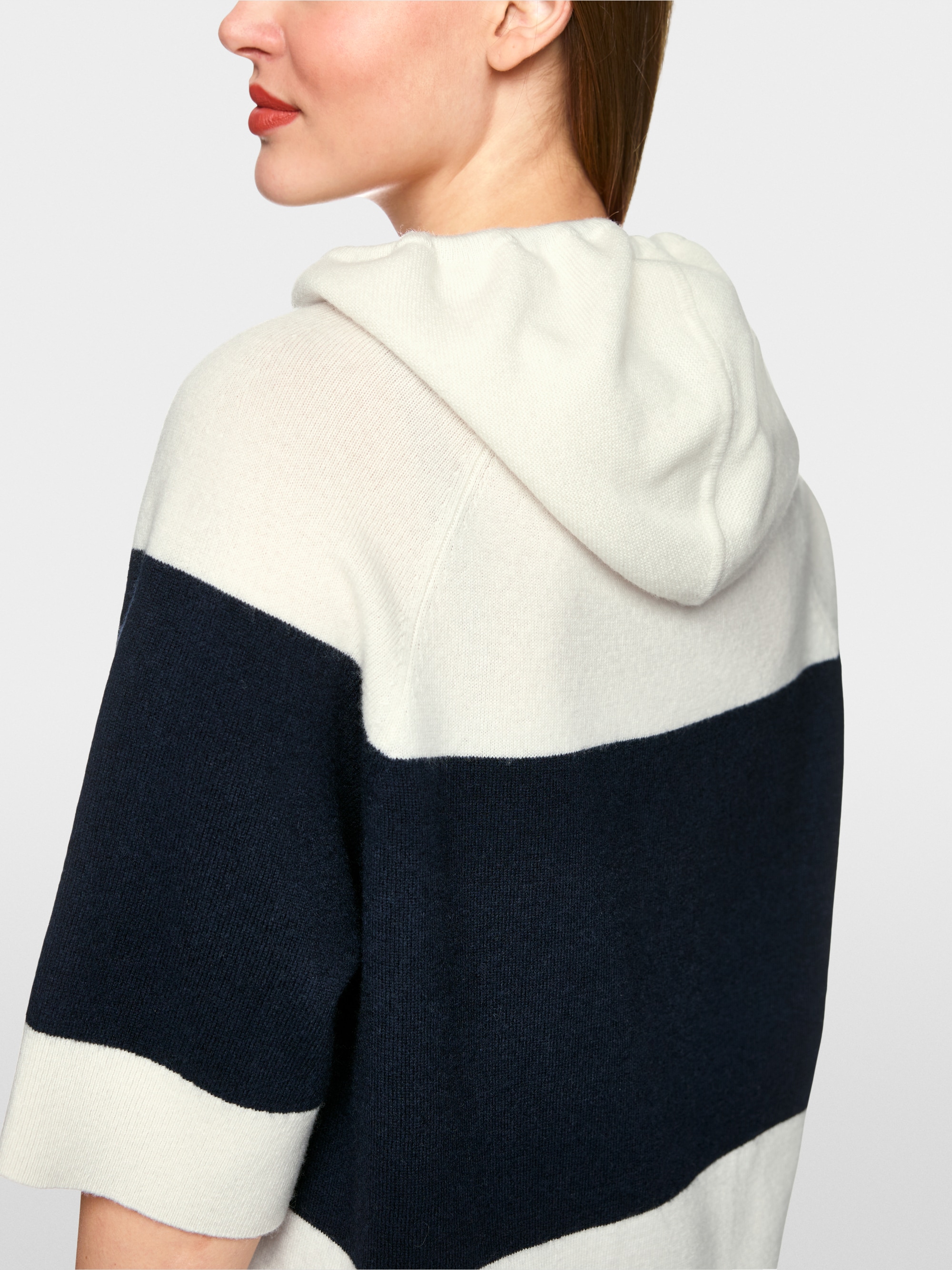 Kapuzenpullover mit Kaschmir