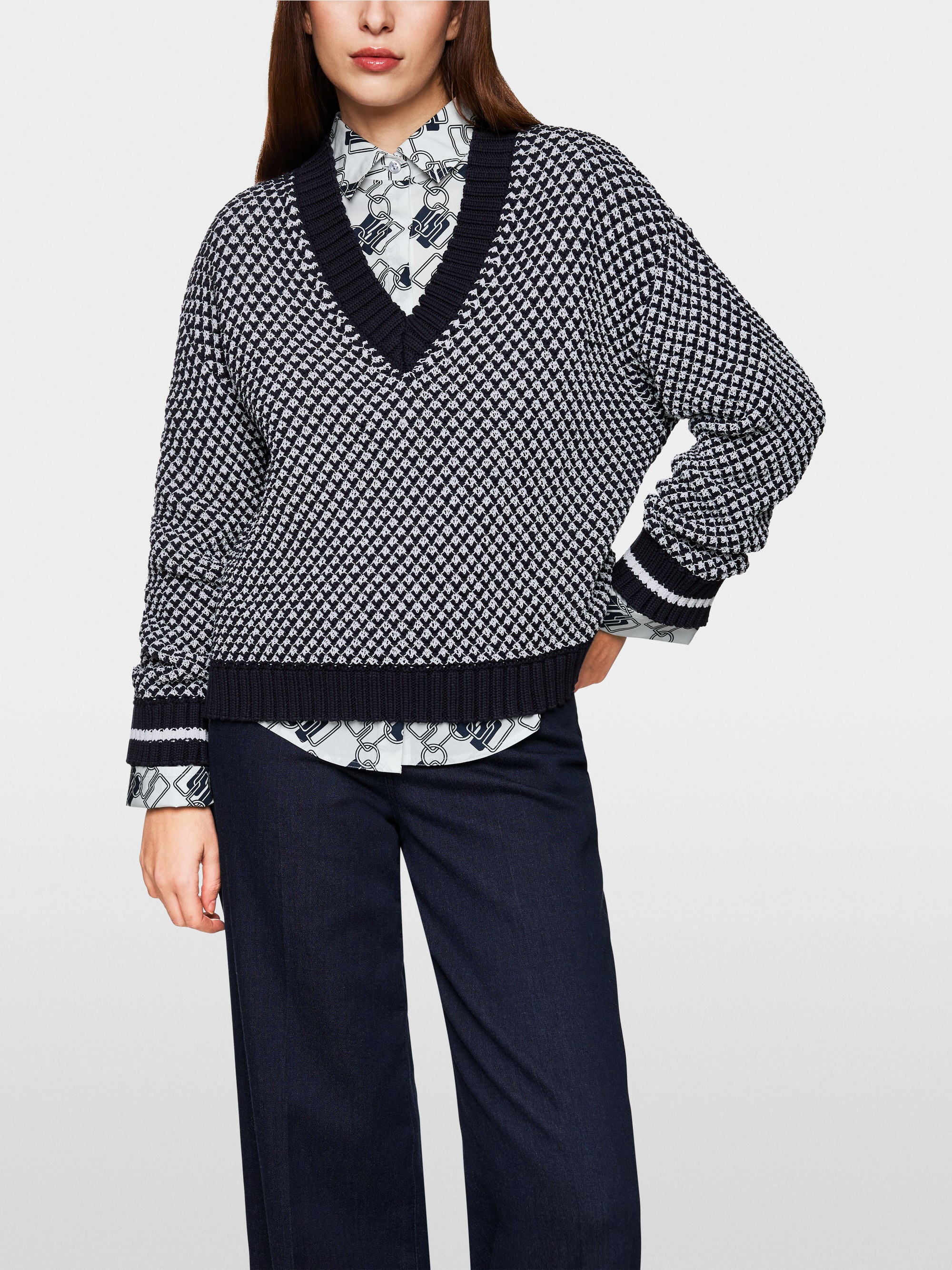 Knitted in Germany short jumper