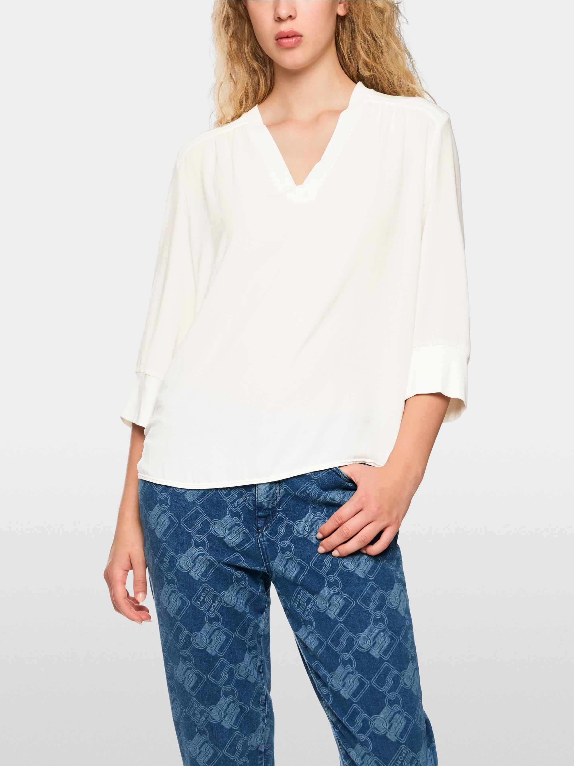 Blusenshirt aus Materialmix