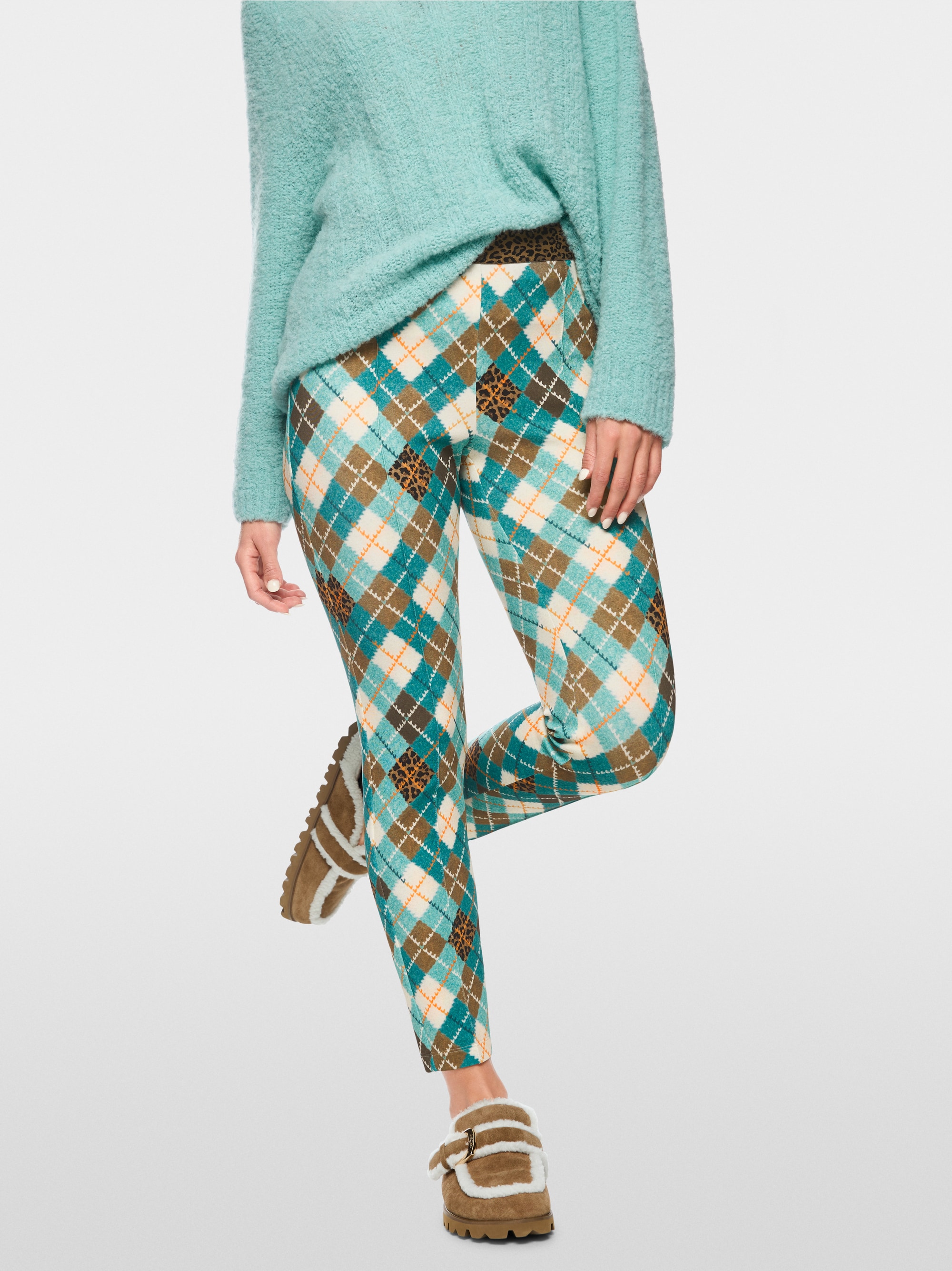 Tight 7/8 SOFIA trousers with waistband
