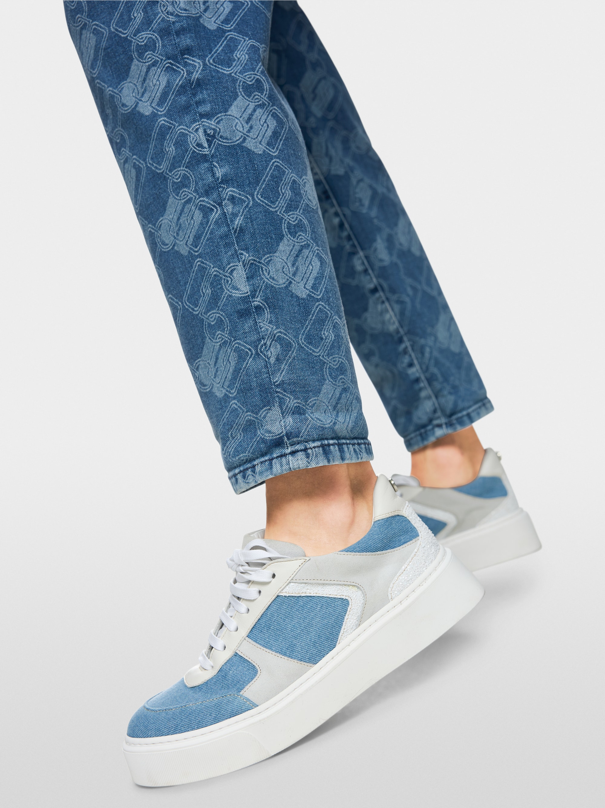 RIAD Rethink Together high-waist jeans