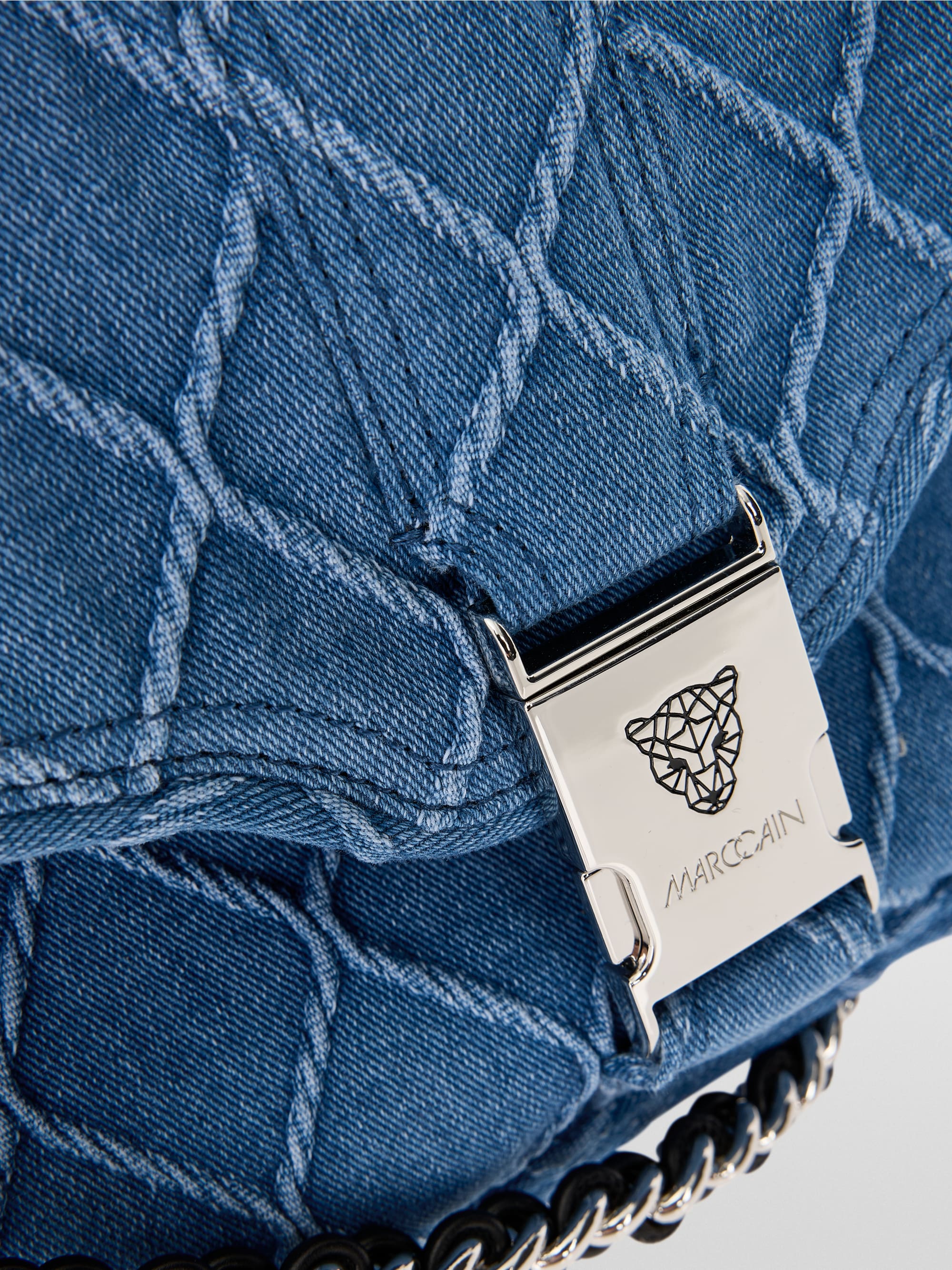 Schultertasche aus Jeansmaterial