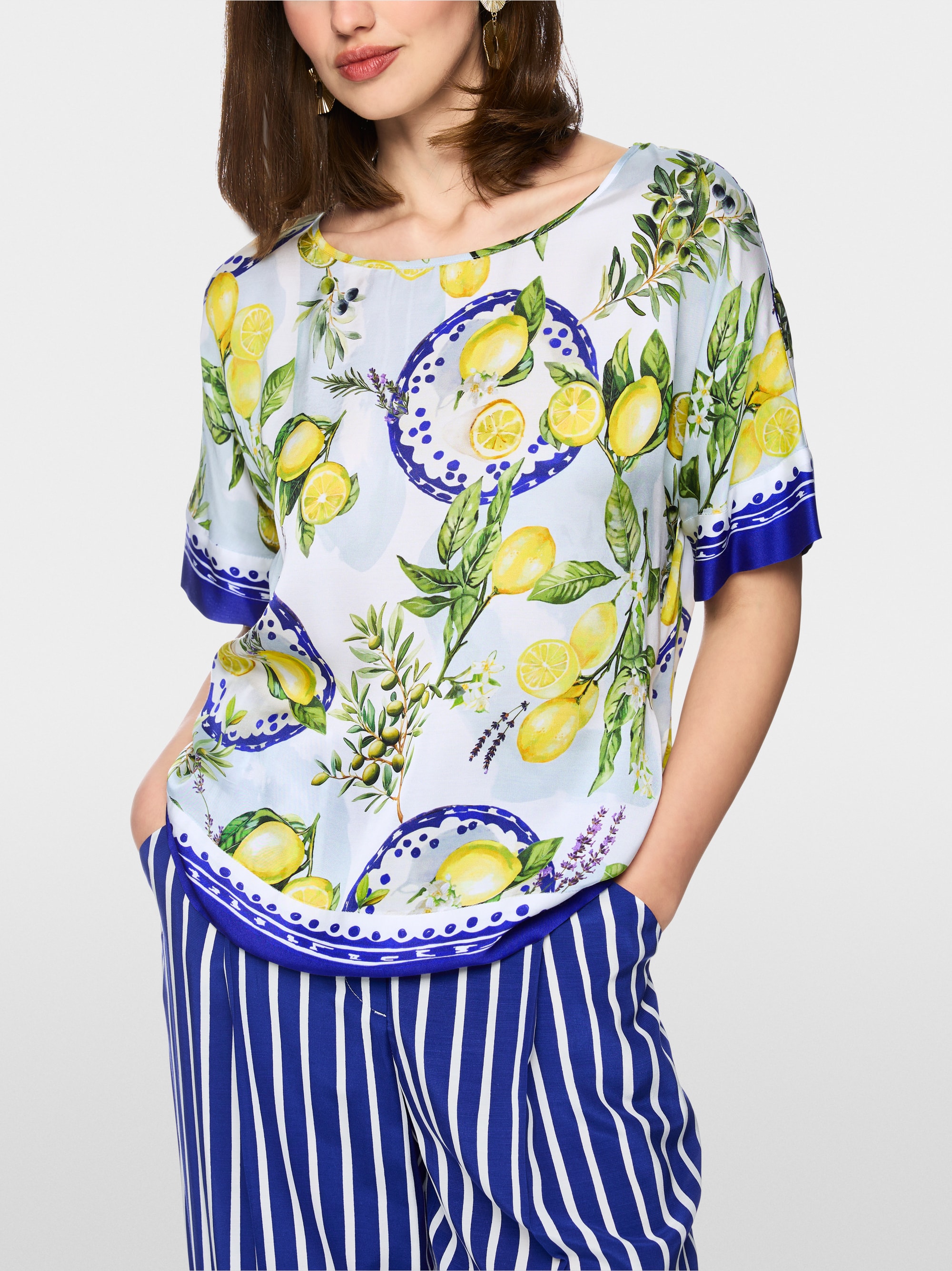 Viscose blouse with Mediterranean print