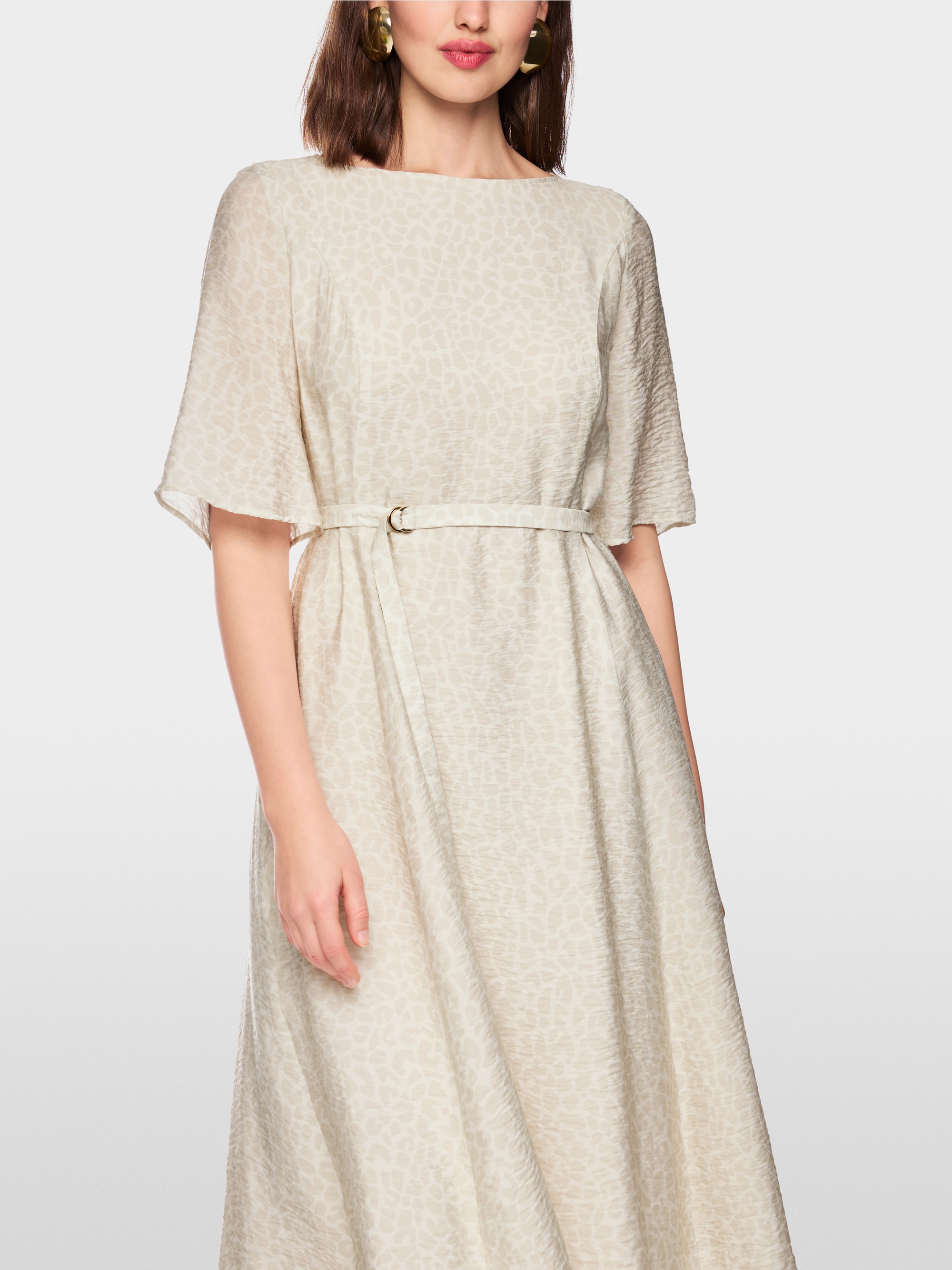 Flowing dress with leopard print