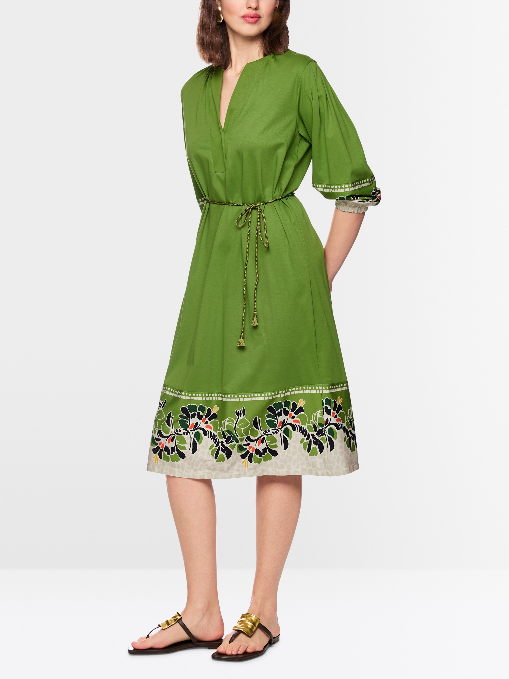 Dress with flowers print