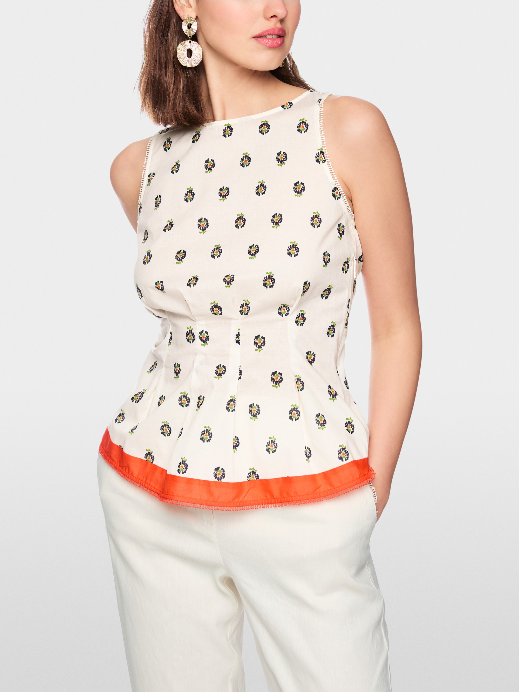 Cotton top with hibiscus print