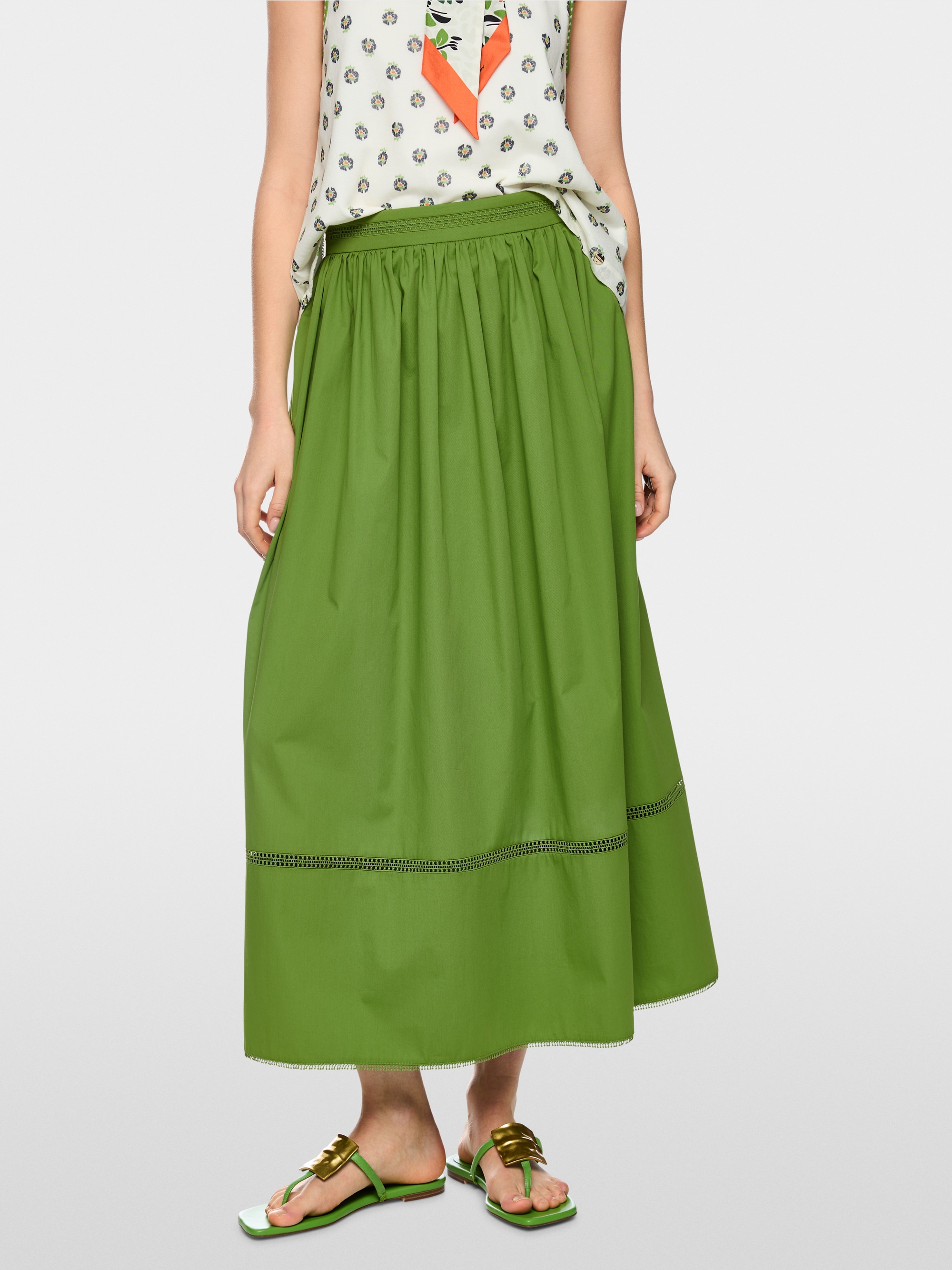 Flared maxi skirt with lace