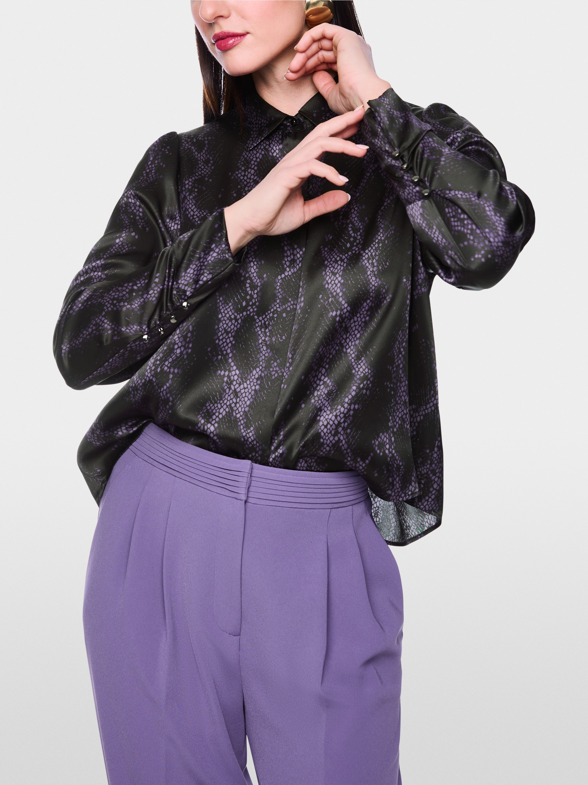 Blouse en soie à imprimé serpent