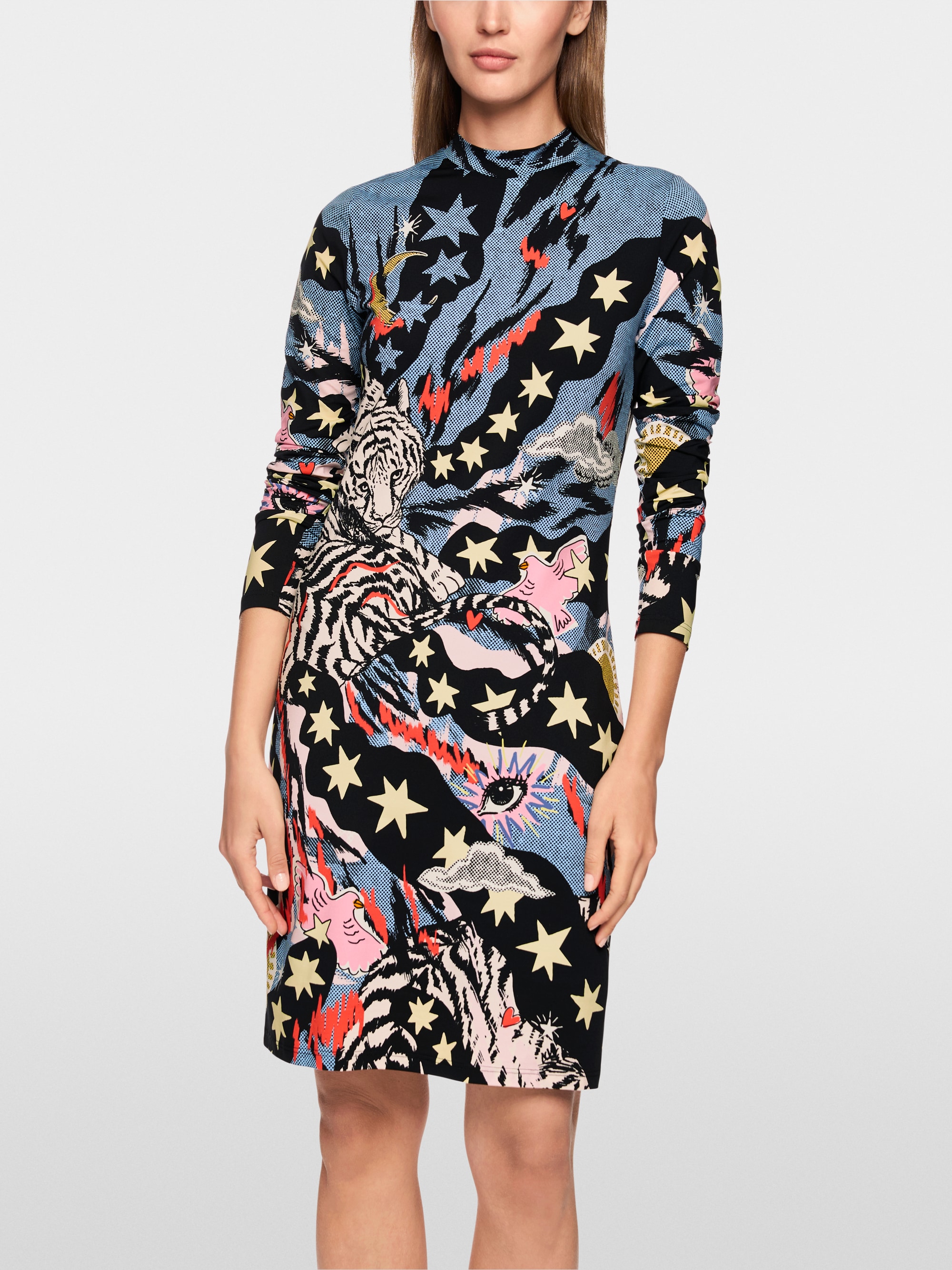 Robe courte avec imprimé bande dessinée