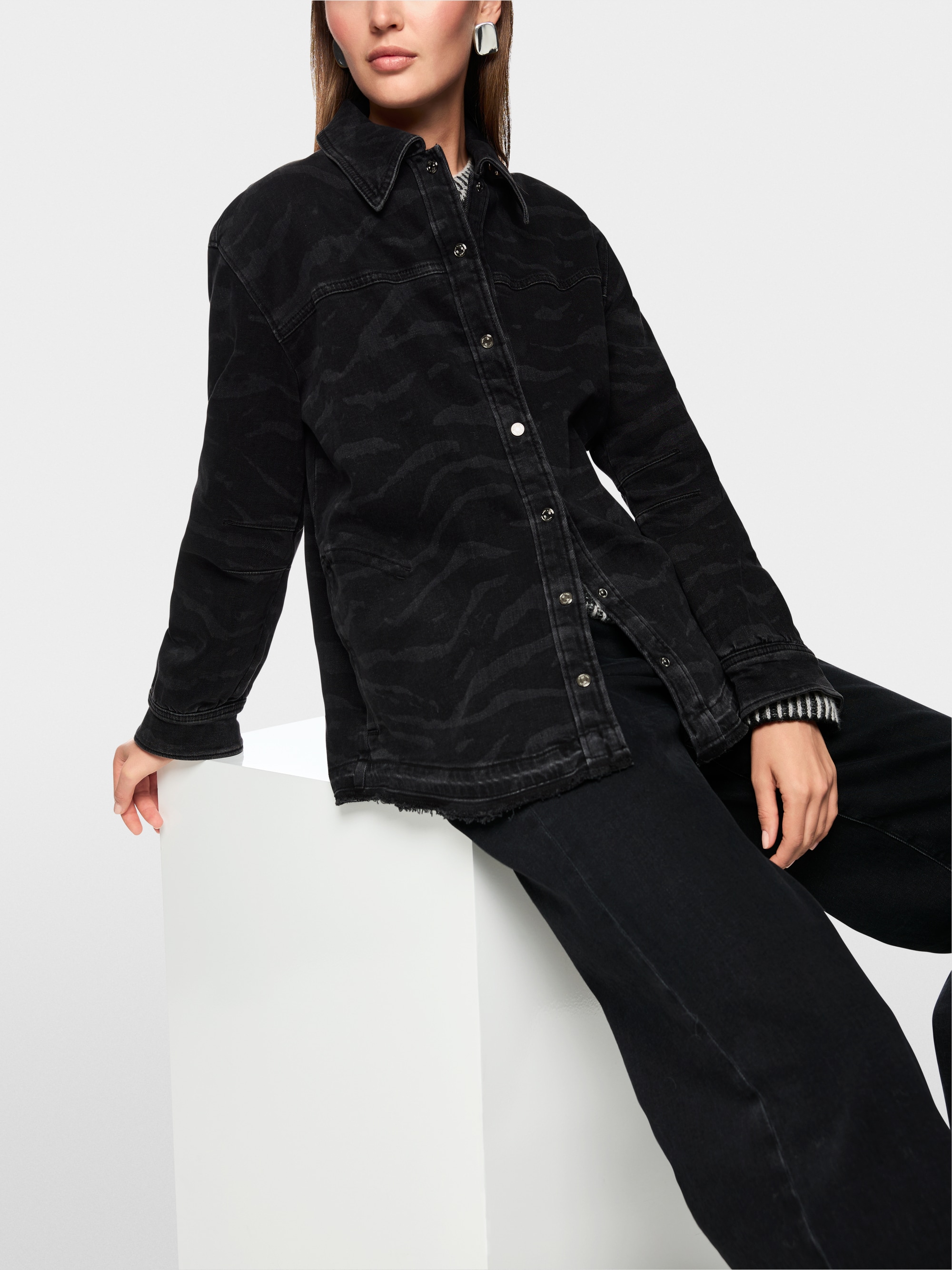 Chemisier en denim avec imprimé animalier