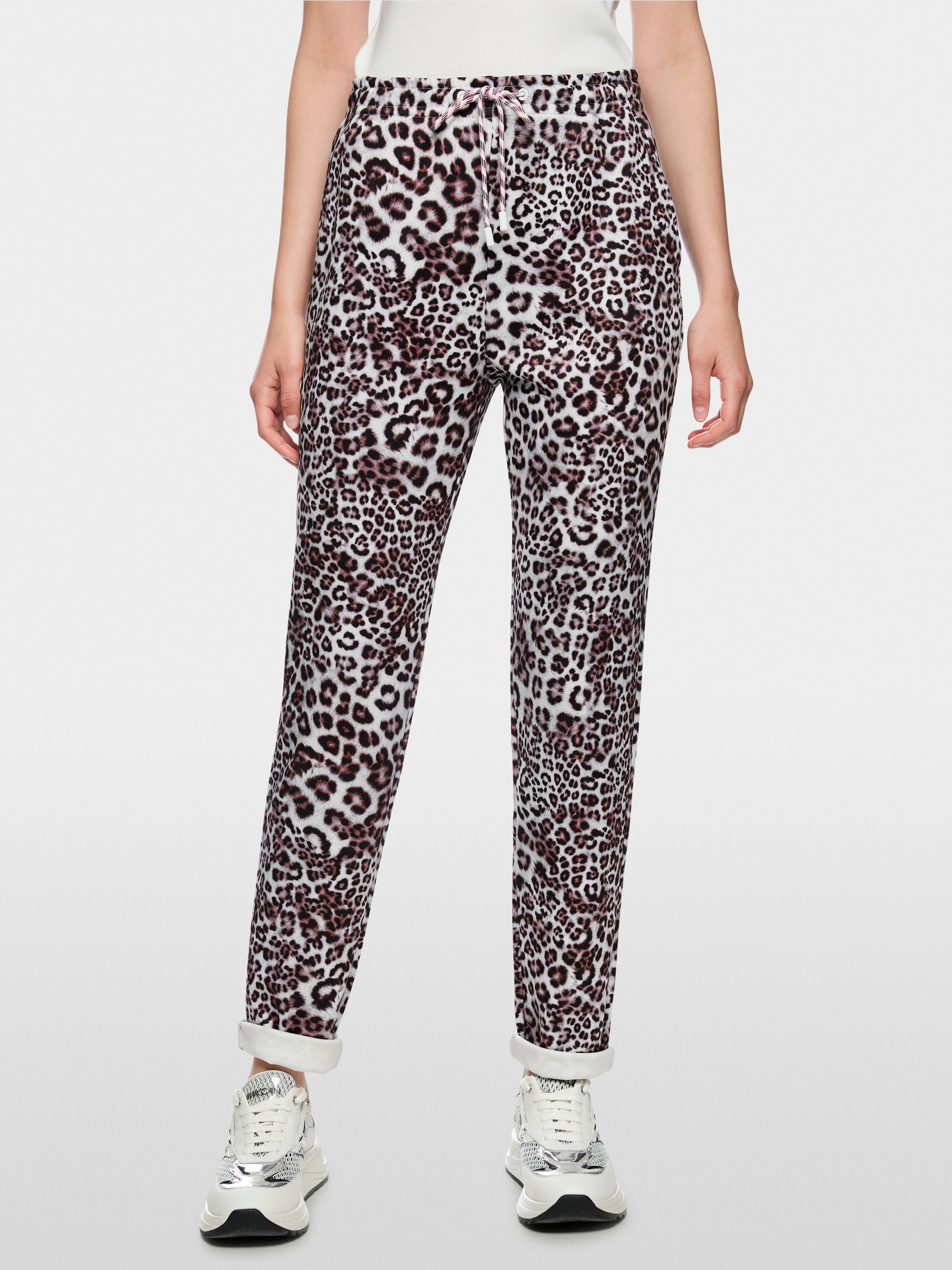 FOCHA trousers with leopard print