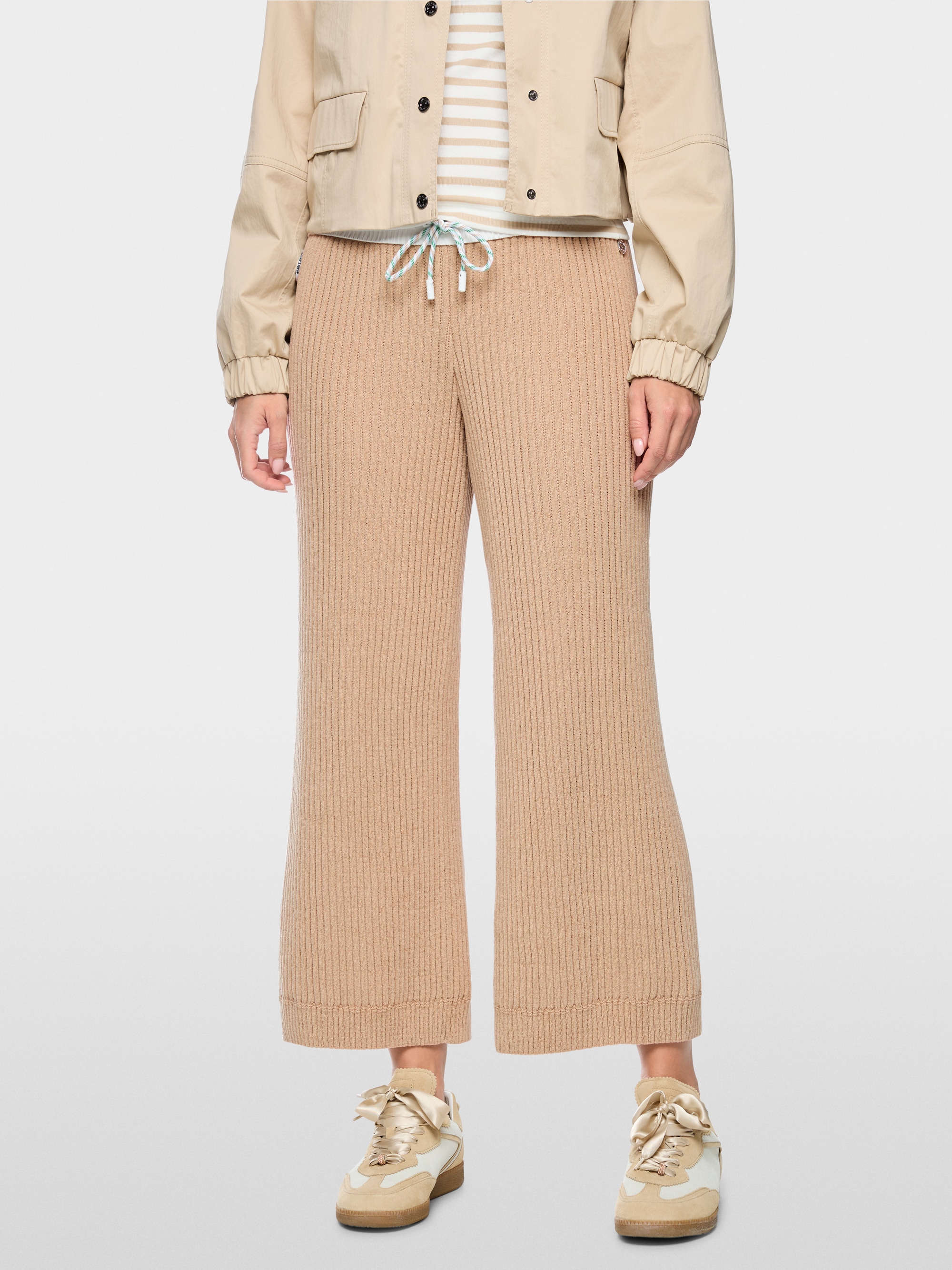 ‘Knitted in Germany’ WELKOM trousers