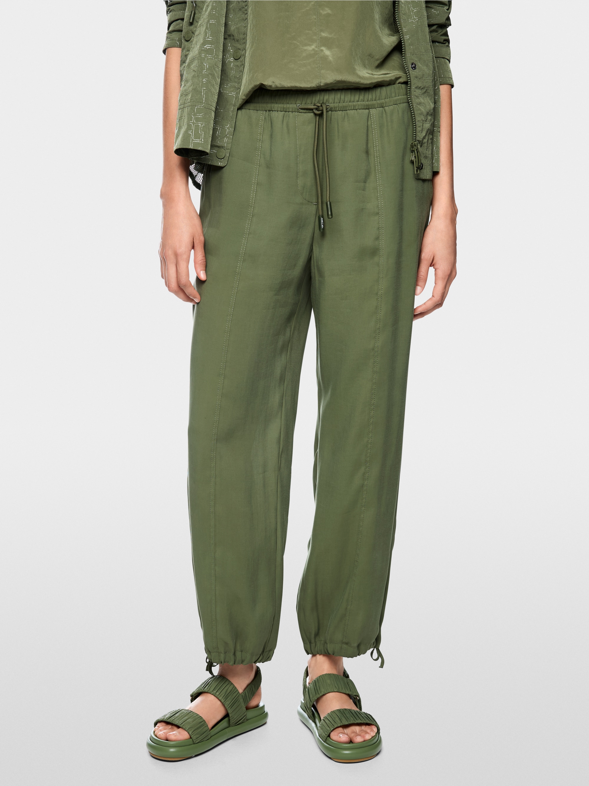 REWARI jogging-style trousers