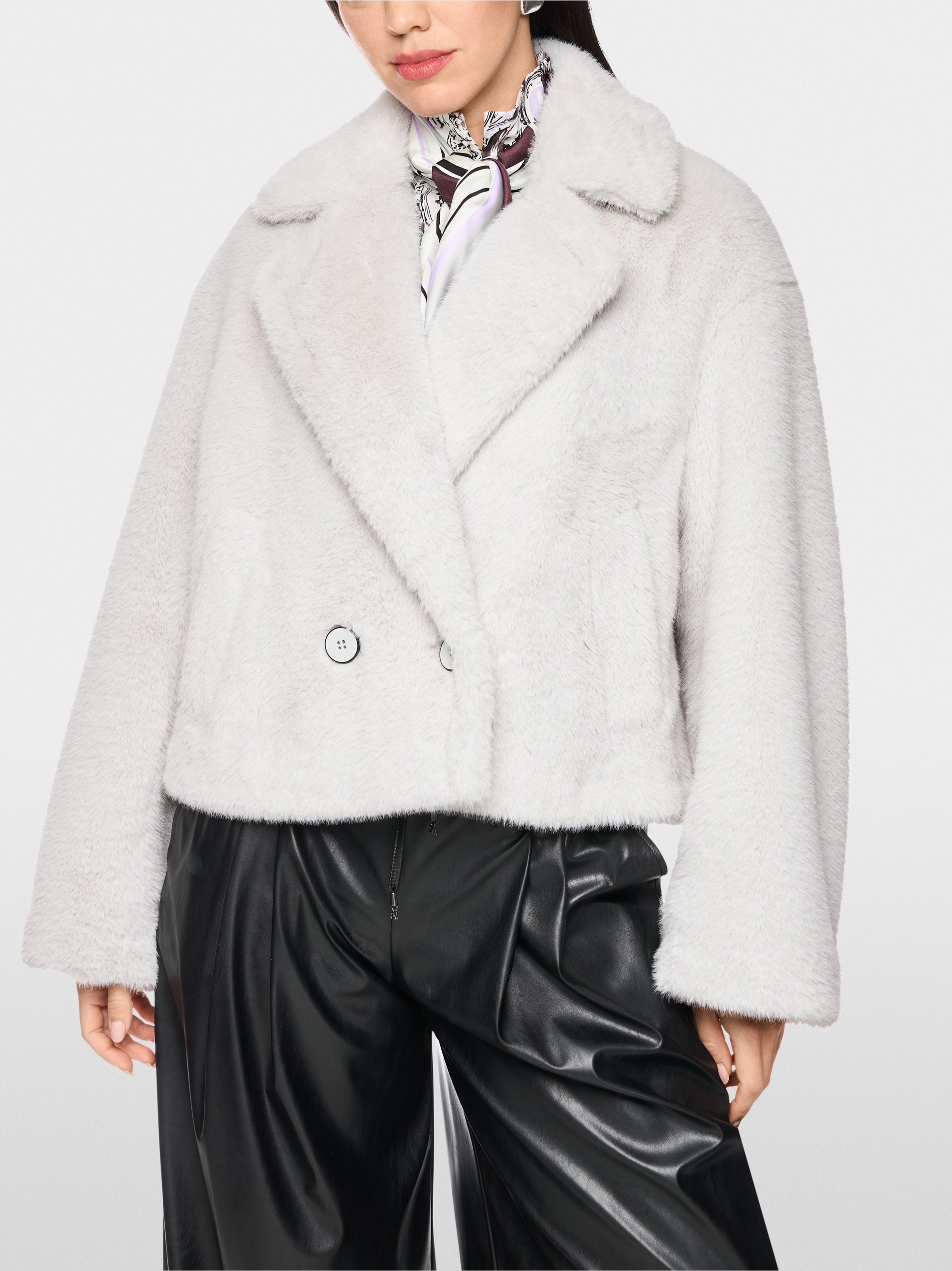 Short faux fur outdoor coat