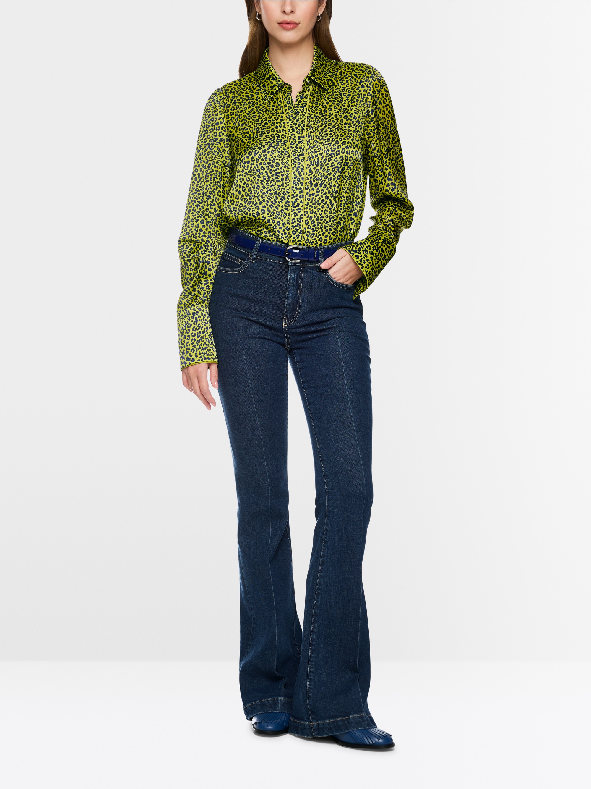 Blouse with animal print