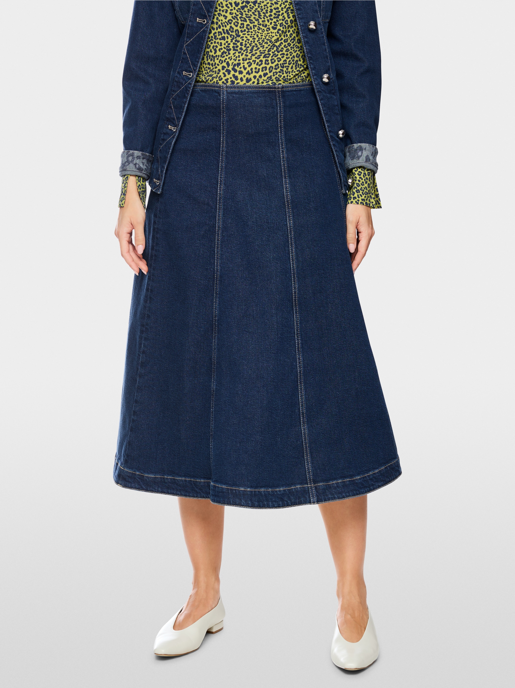 Denim skirt with pleated details