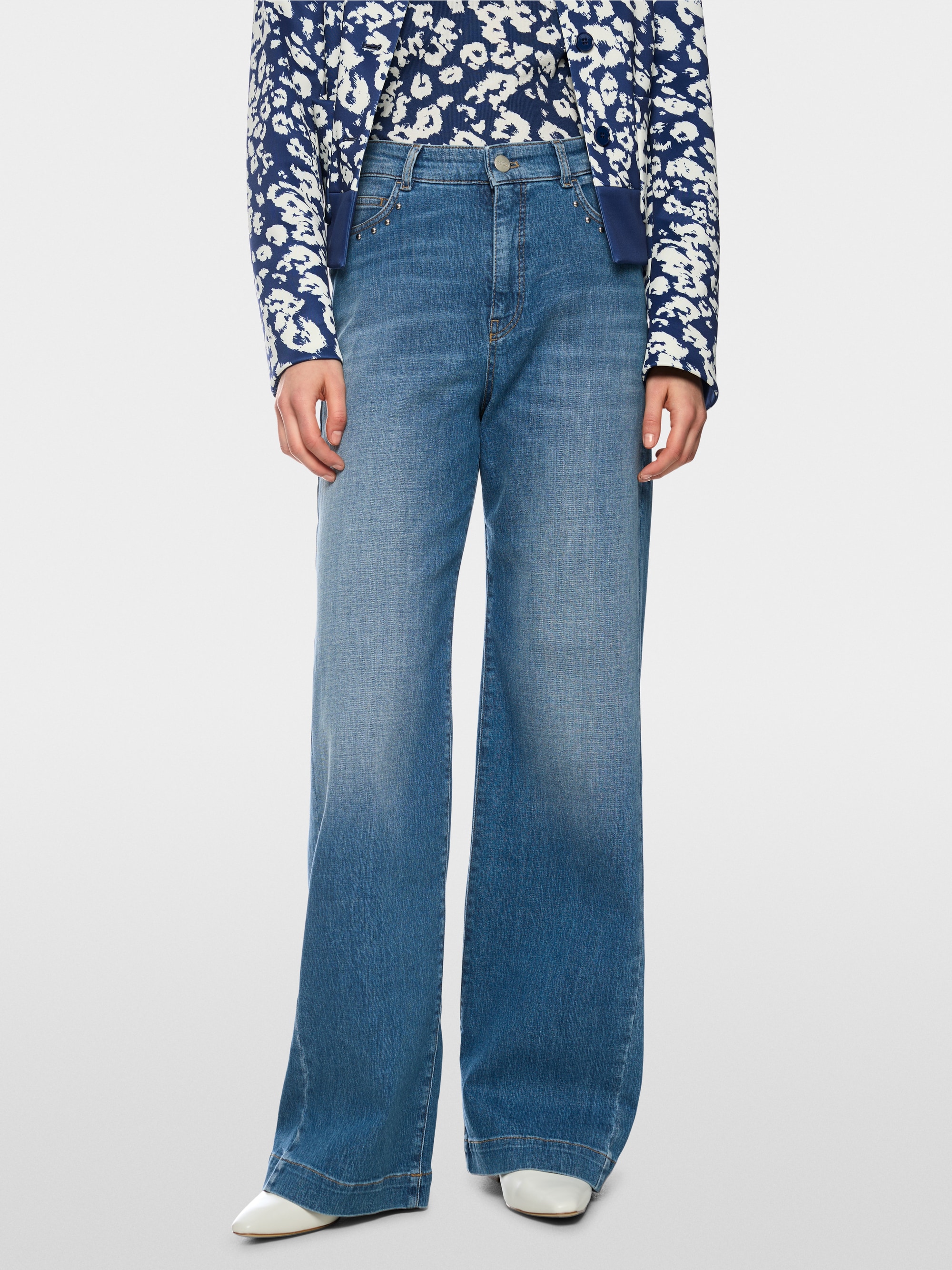 WARRI wide fit jeans with studs