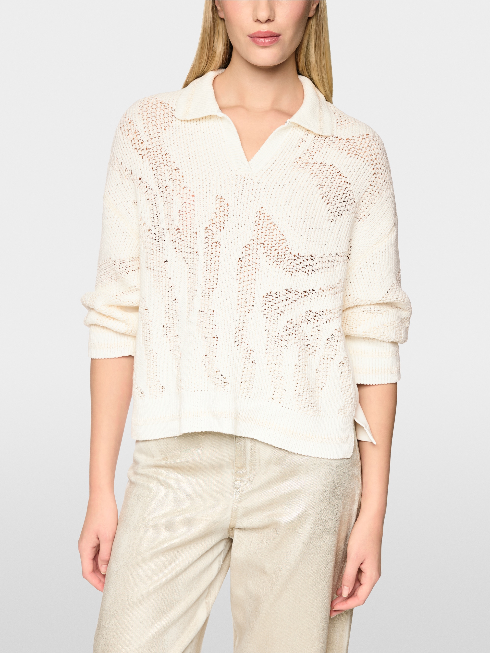 ‘Knitted in Germany’ V-neck jumper