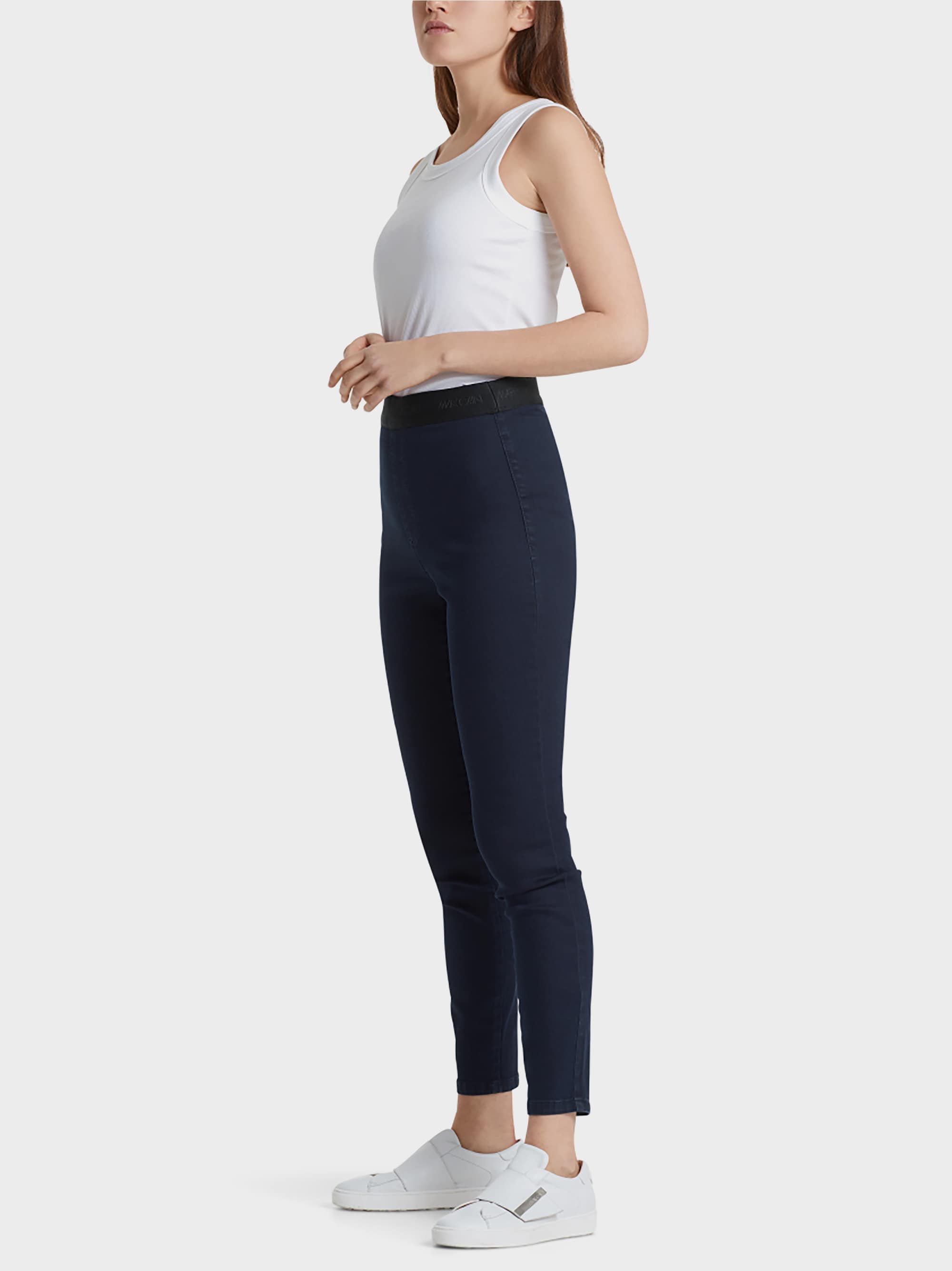 Stretch jeans with elasticated waistband