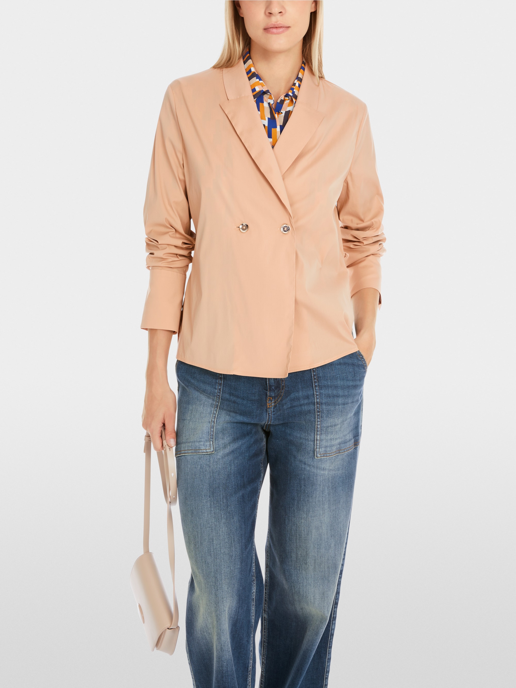 Blouse in colbert-stijl