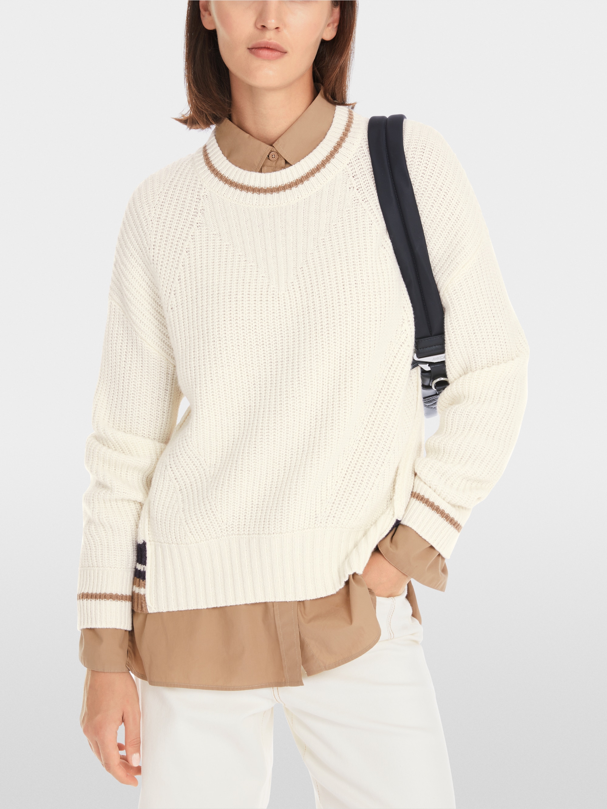 Sweater in Egg Shape Knitted in Germany