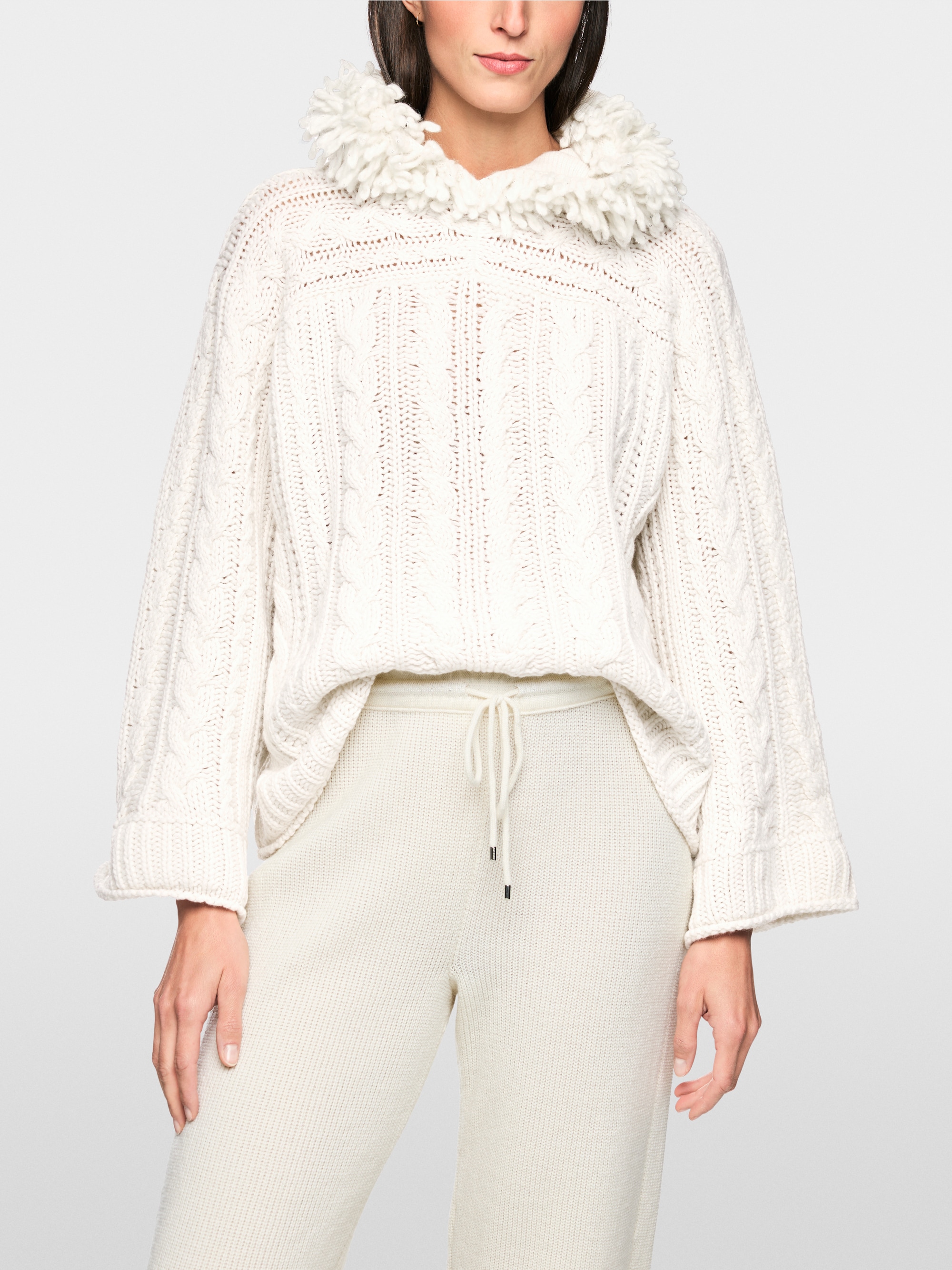 Zopfstrickpullover Knitted in Germany