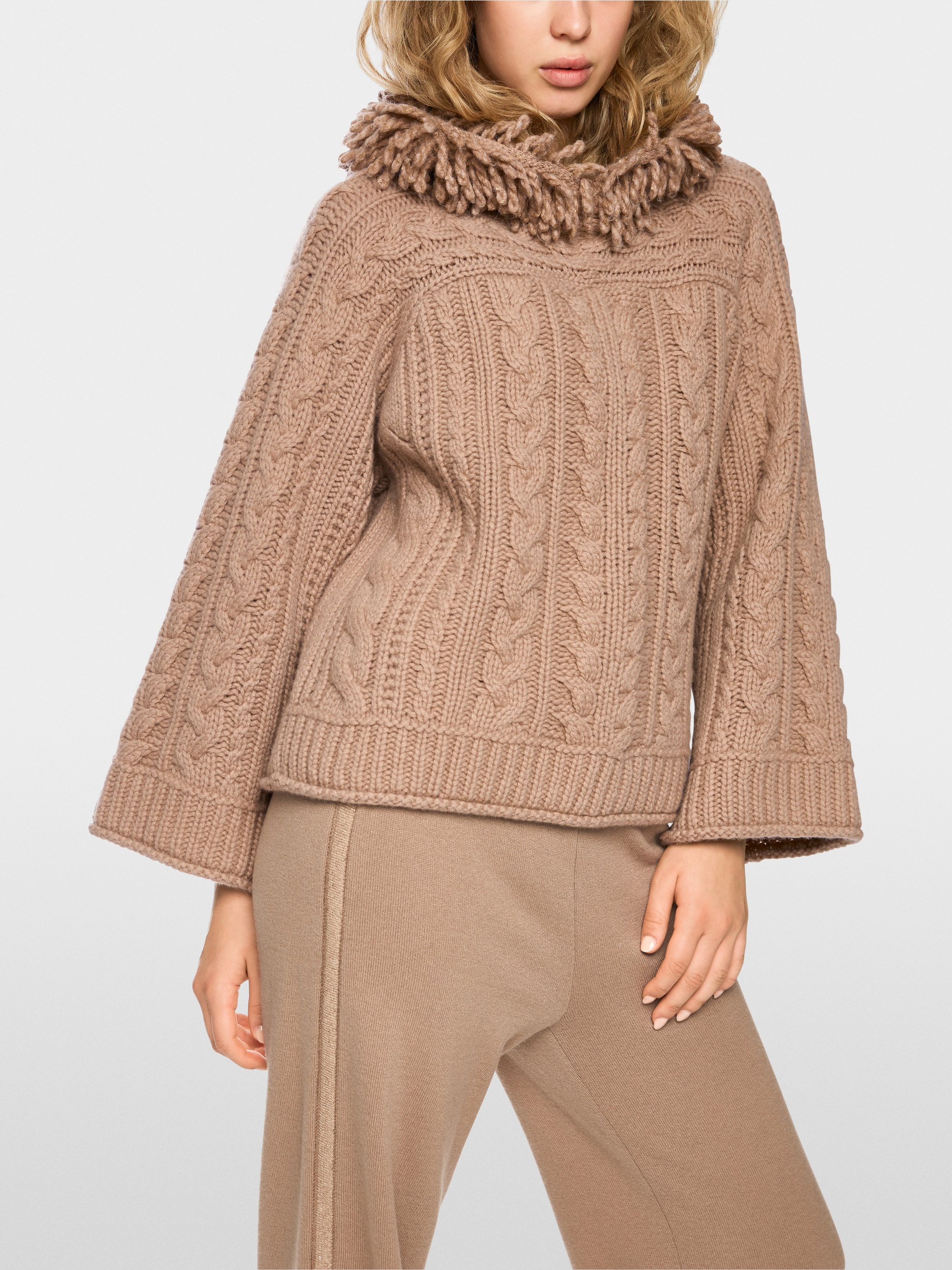 Zopfstrickpullover Knitted in Germany