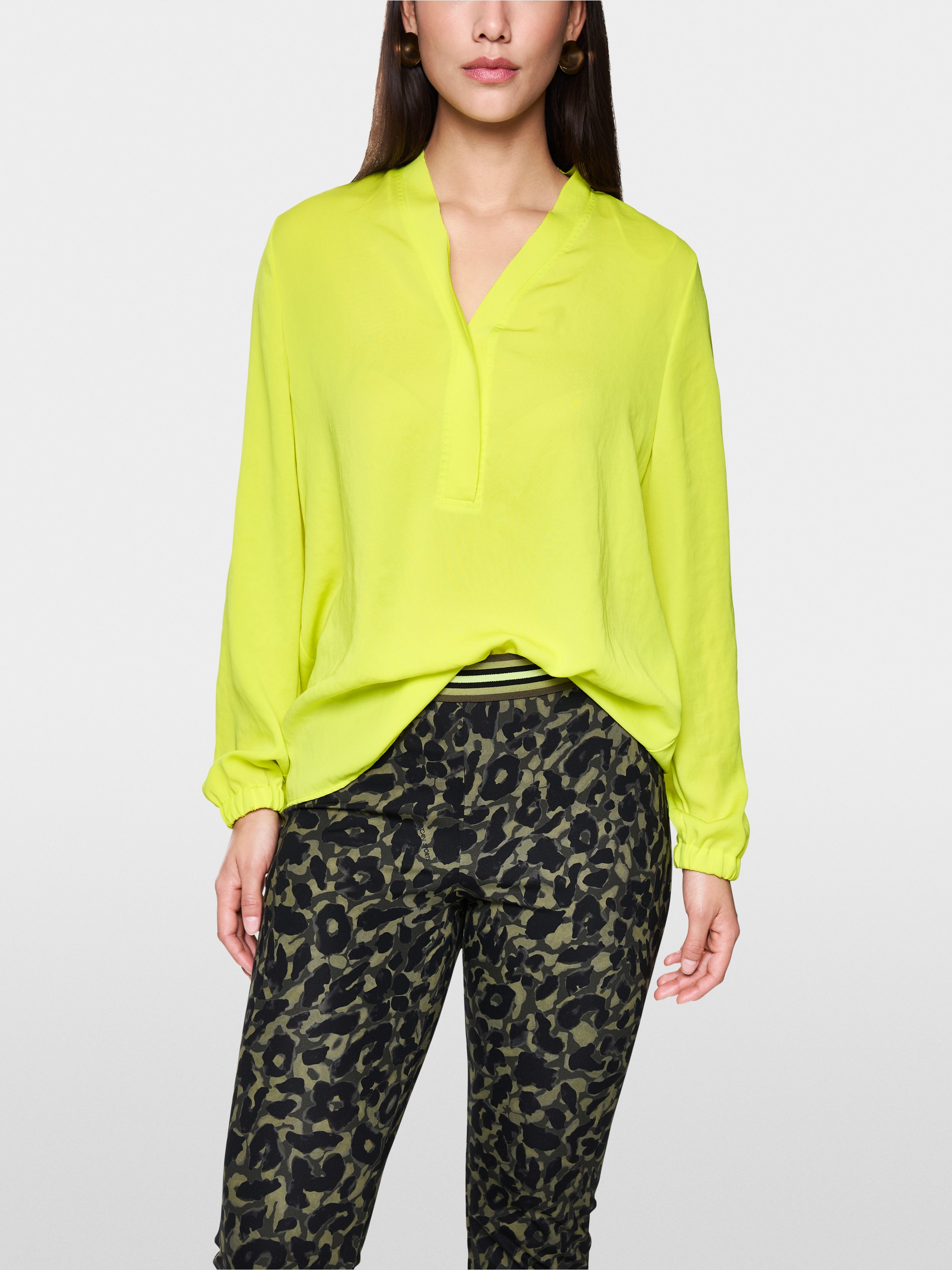 Blouse col en V "Rethink Together"
