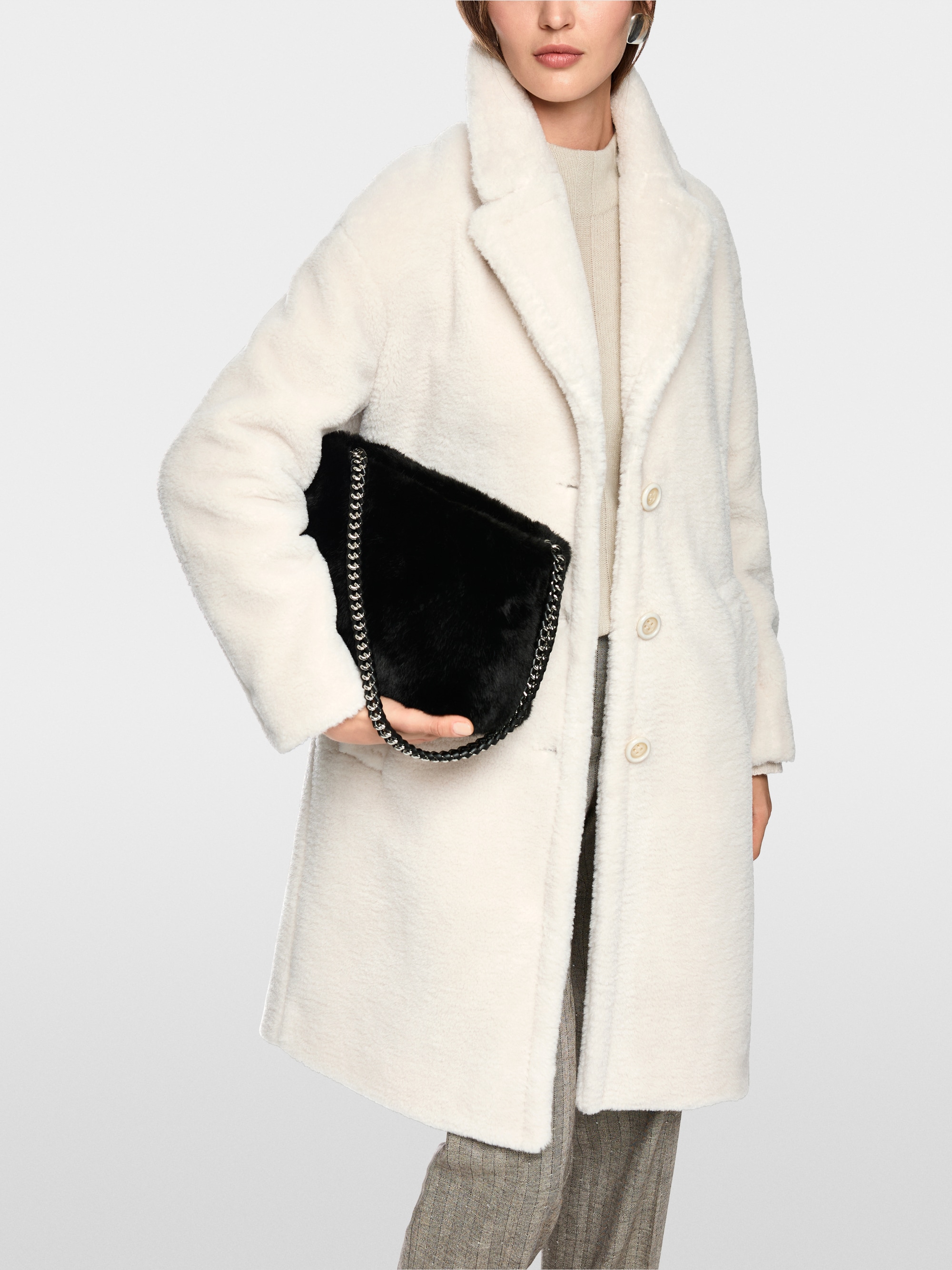 Fake fur jas in oversized model