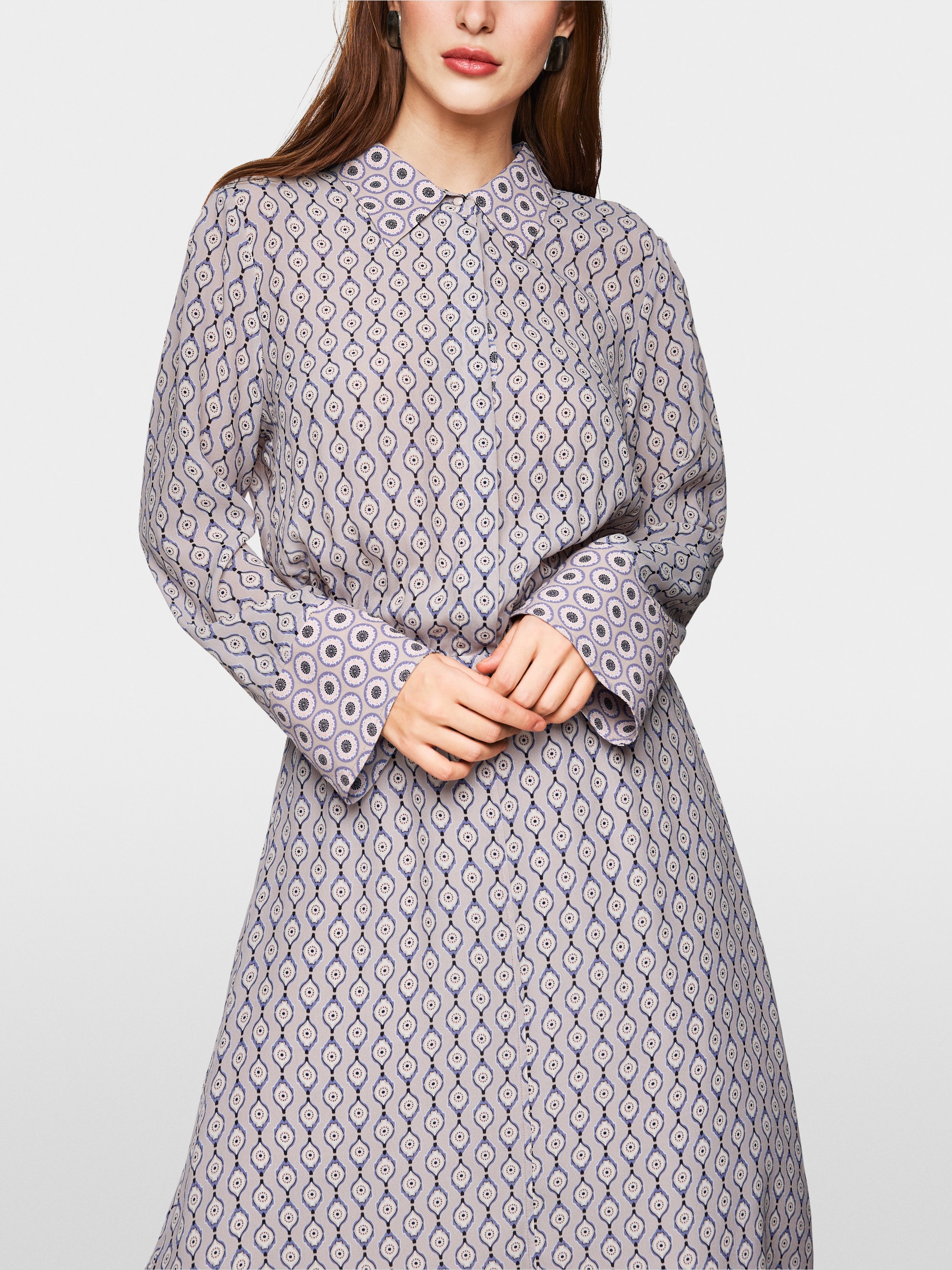 Langes Blusenkleid