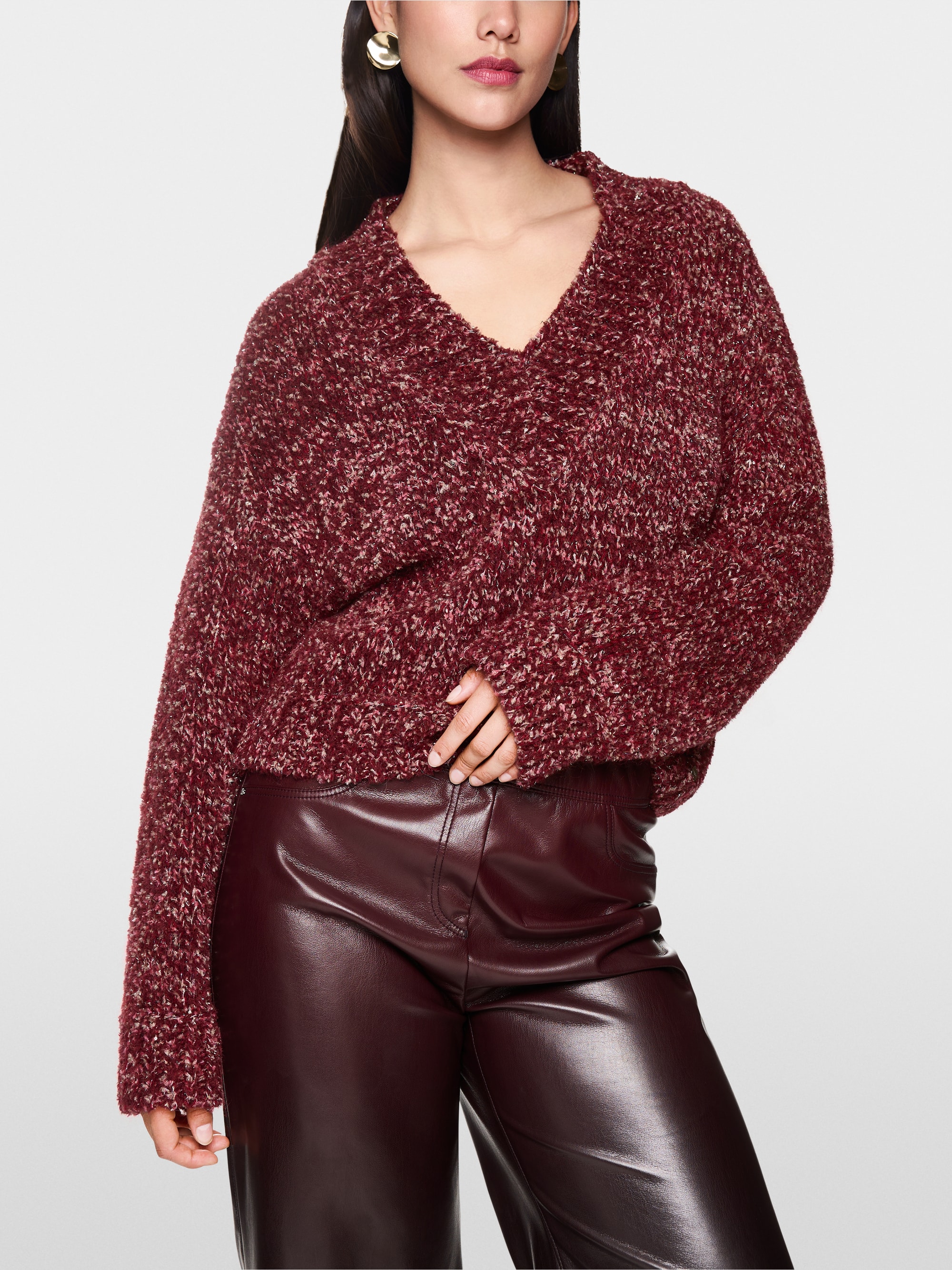 Pull pailleté tricoté en Allemagne