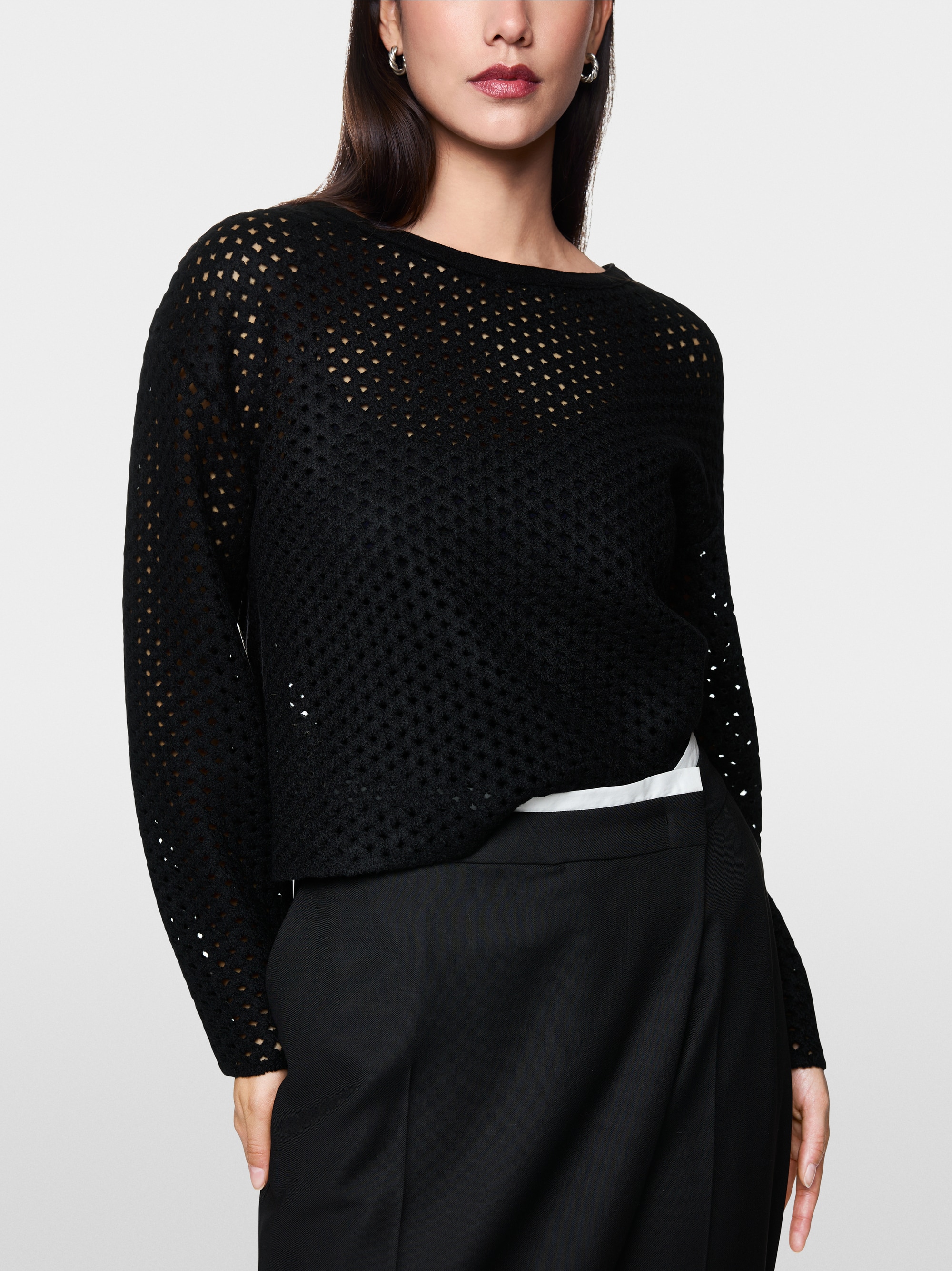 Pull en maille ajourée tricoté en Allemagne
