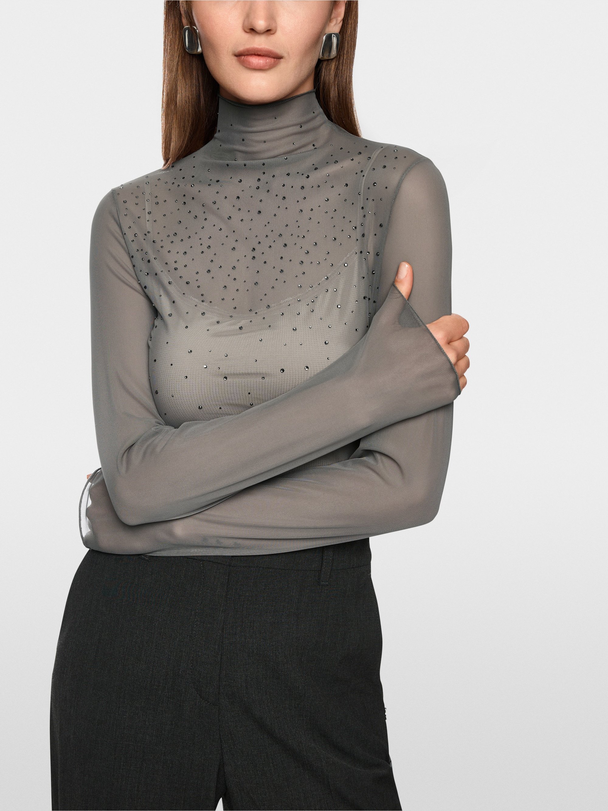 Mesh-Longsleeve mit Hotfixsteinchen
