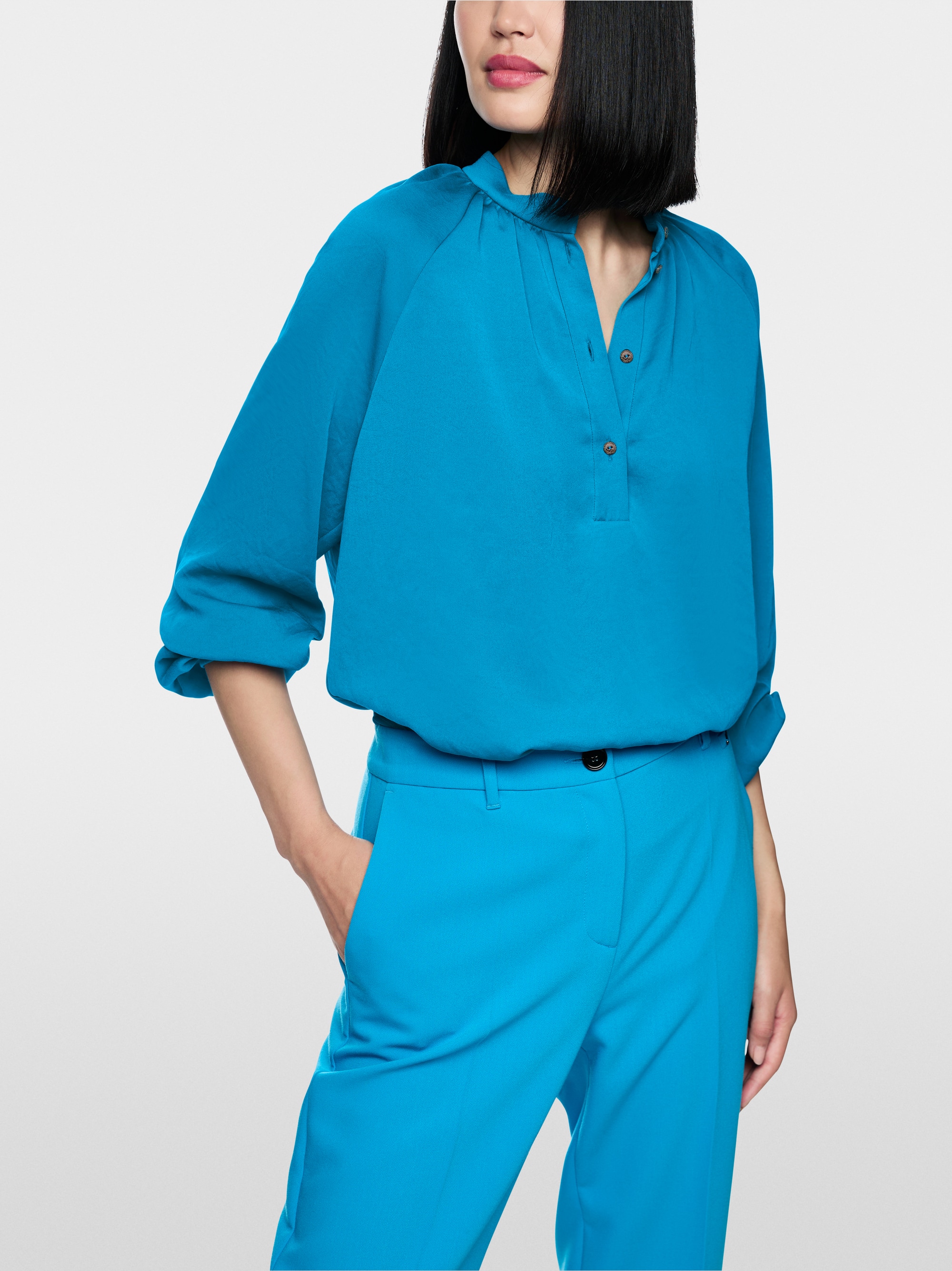 Blouse à col montant « Rethink Together »