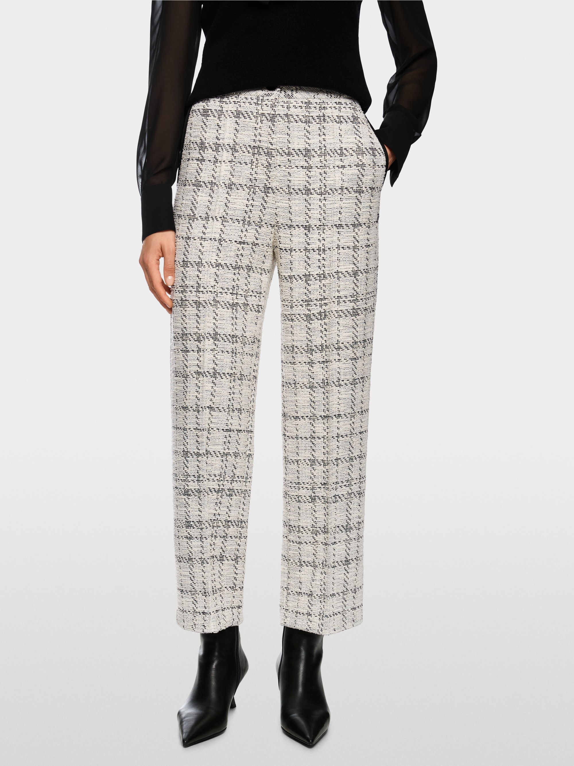 Weite Hose WUKARI mit Muster