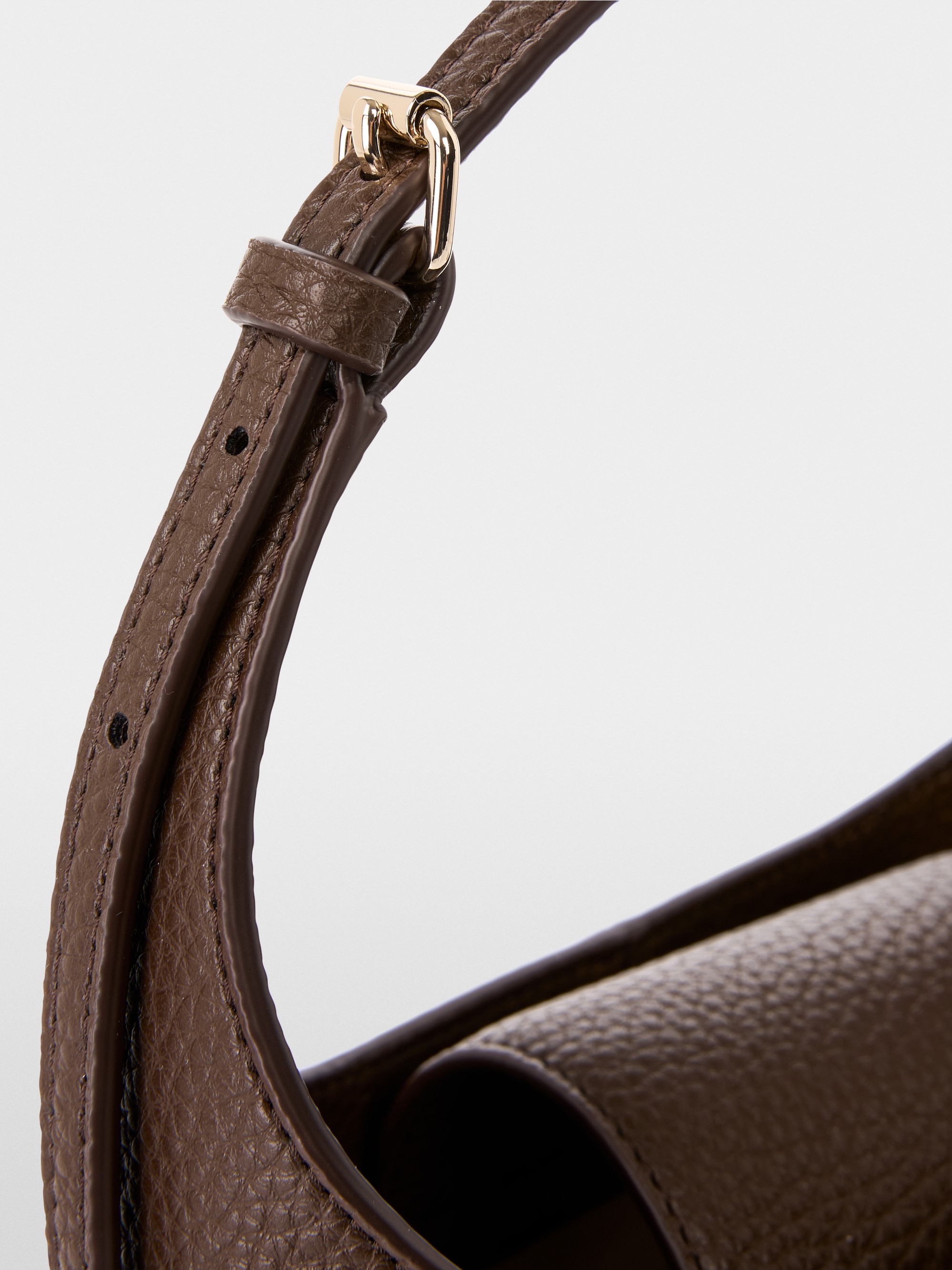 Henkeltasche aus Kunstleder