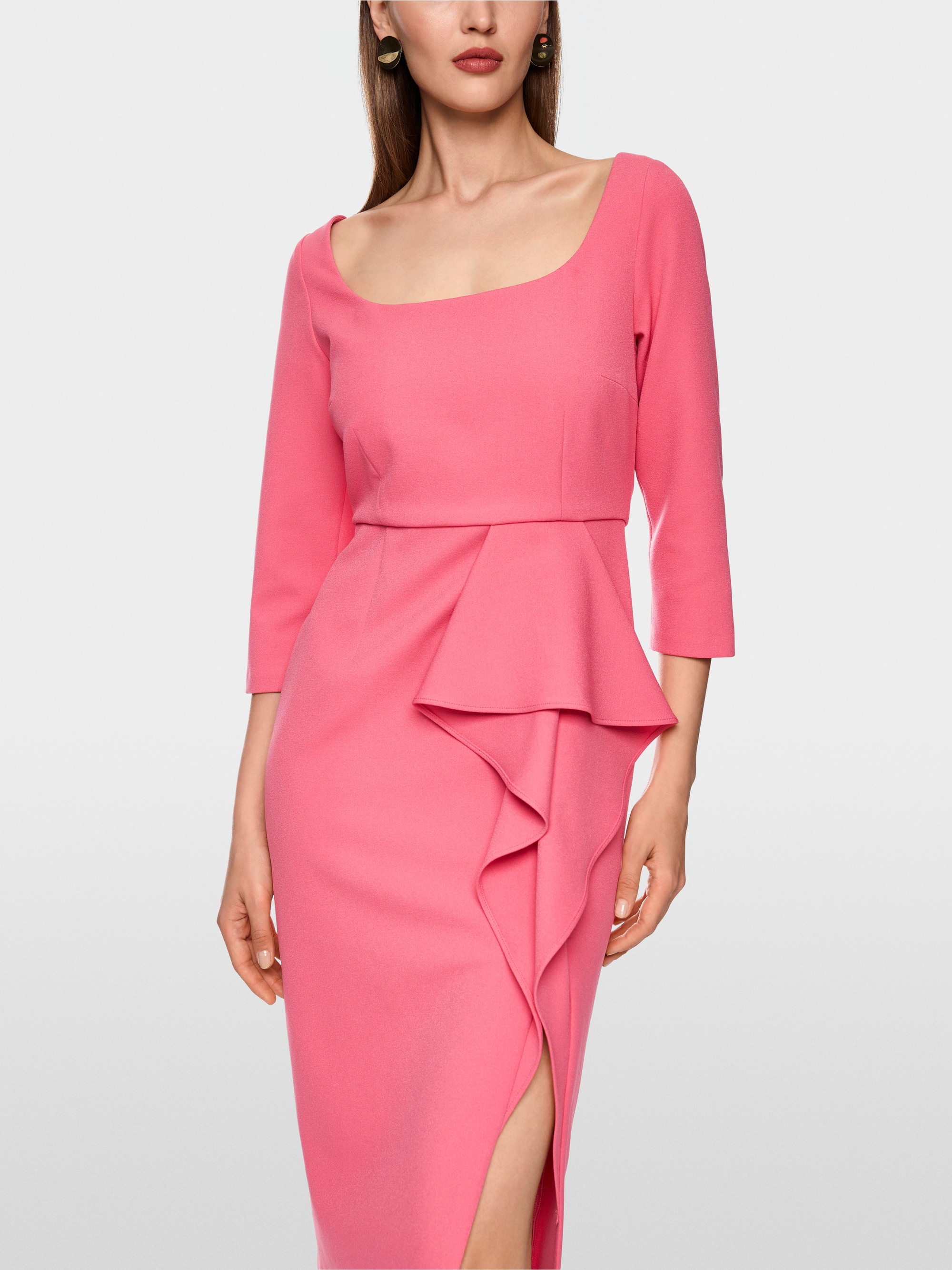 Kleid mit breitem Volant