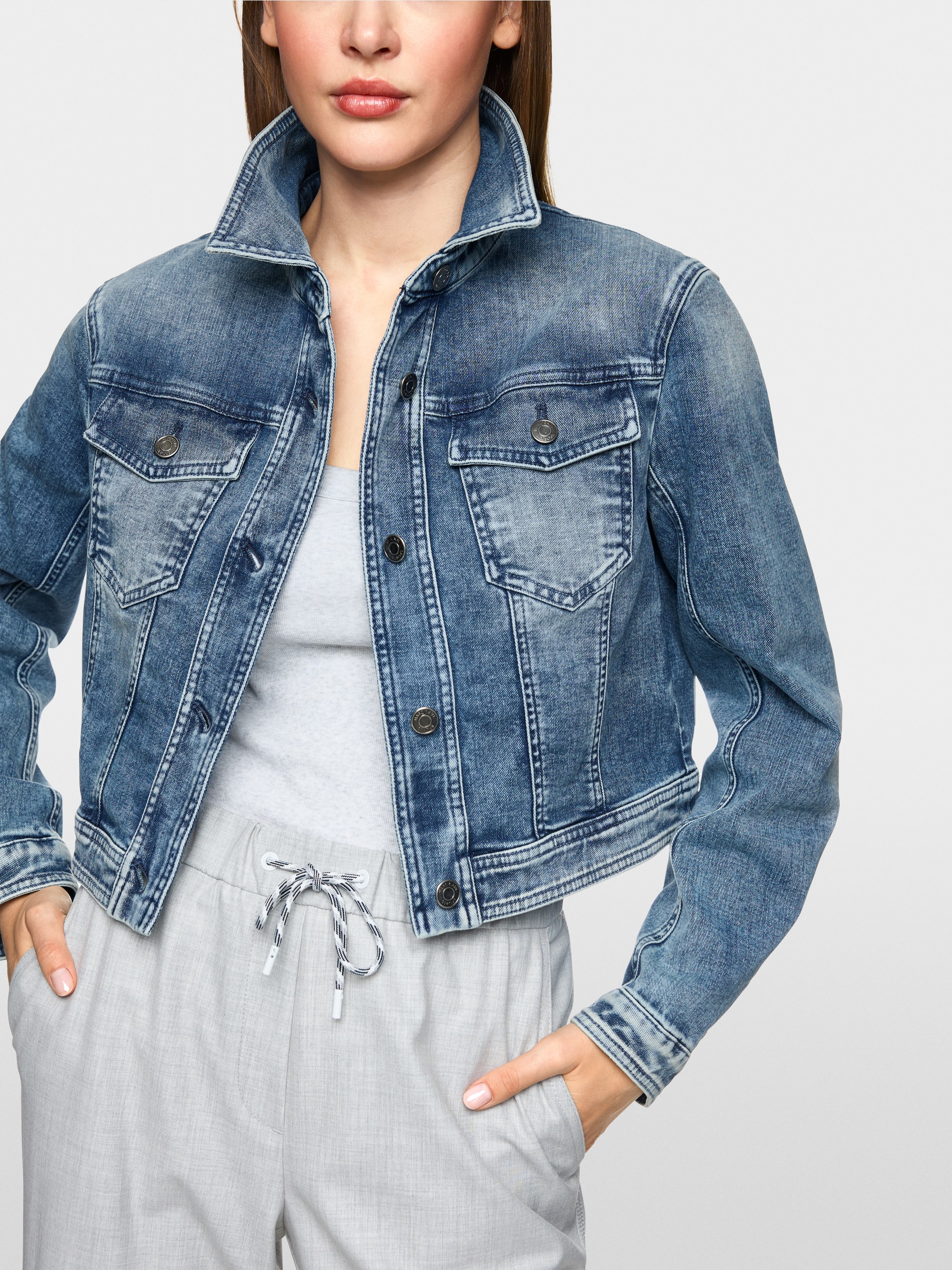 Kurze Jeansjacke "Rethink Together"