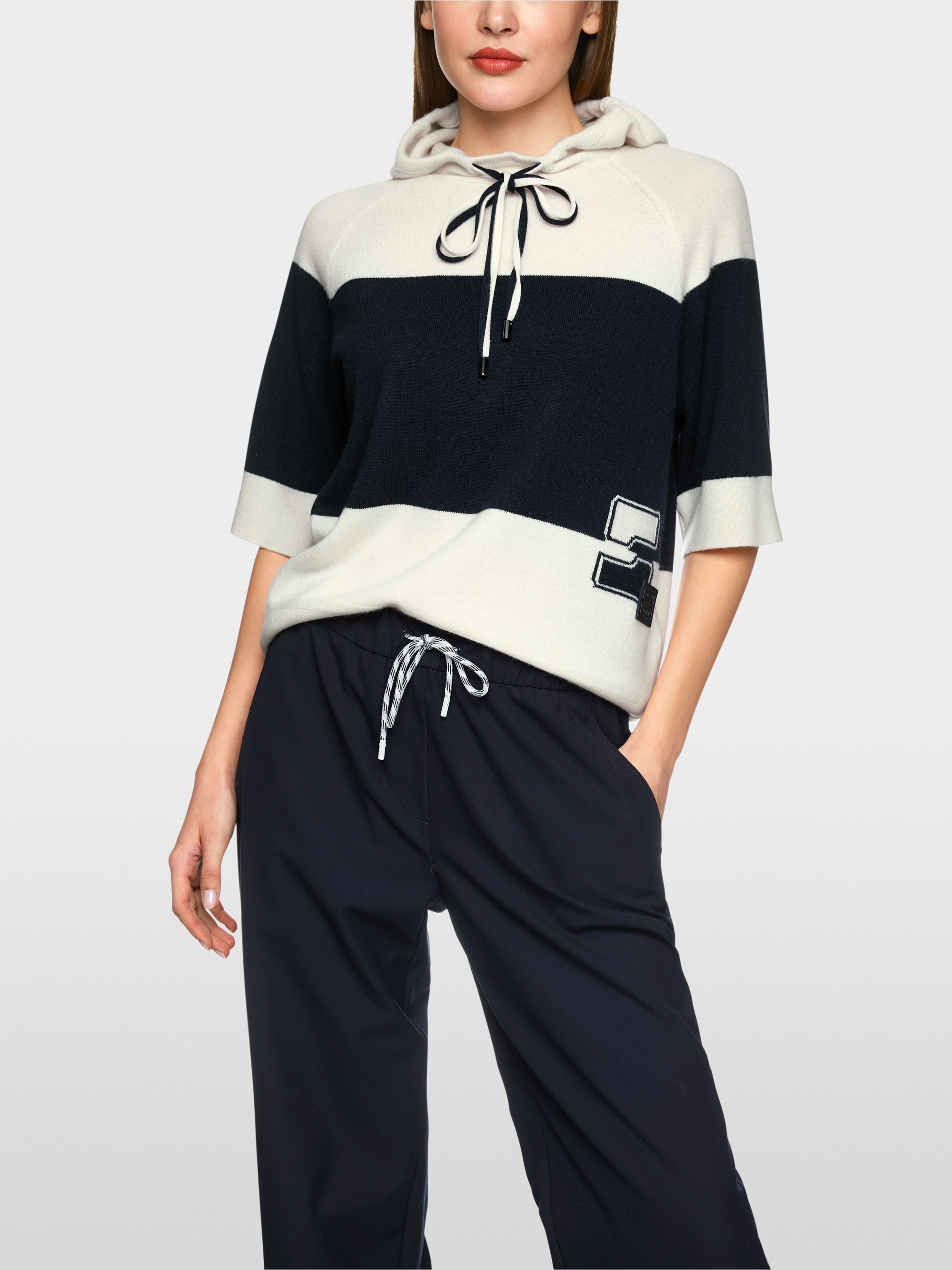 Kapuzenpullover mit Kaschmir