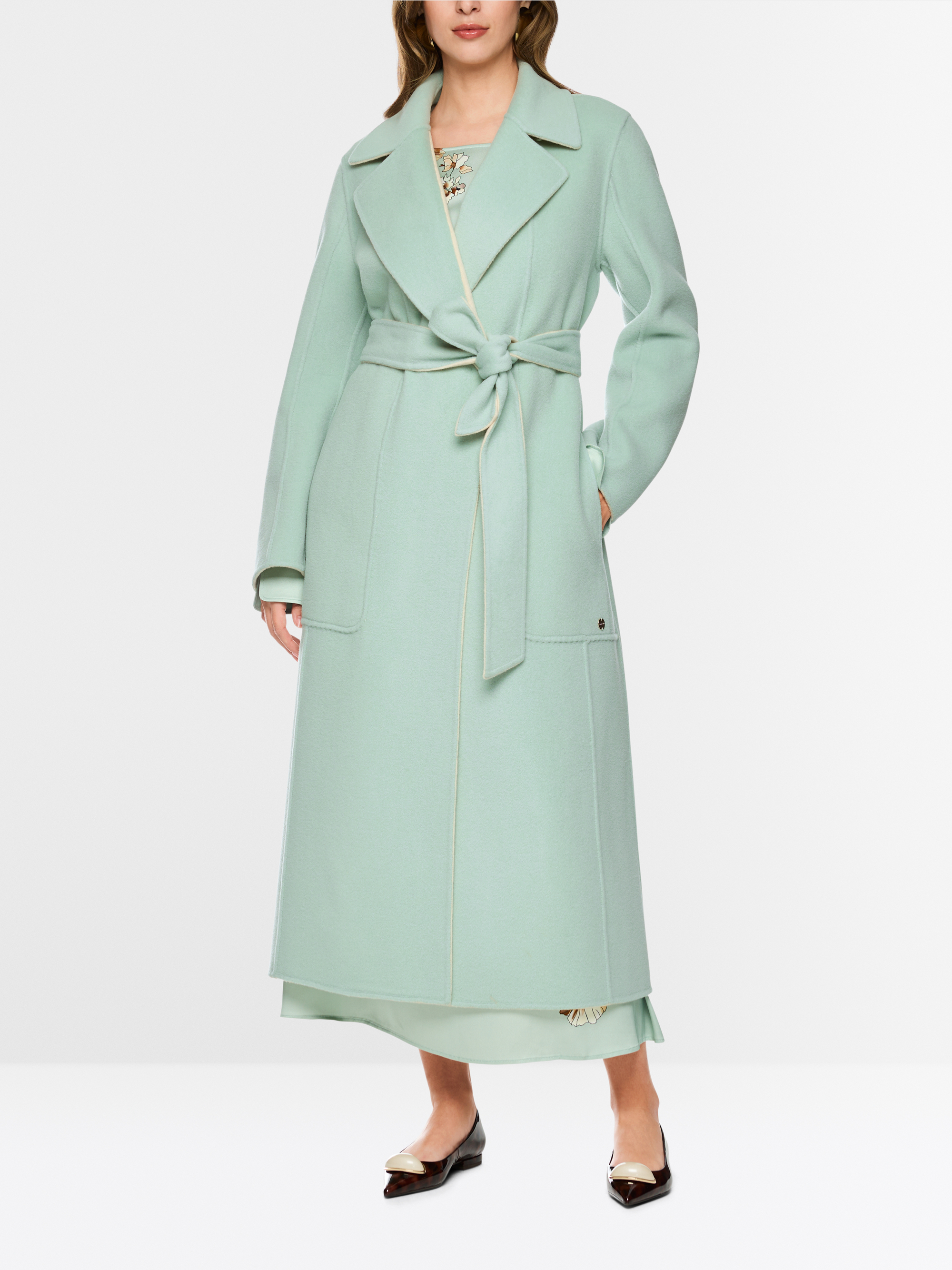 Luxurious reversible wool coat