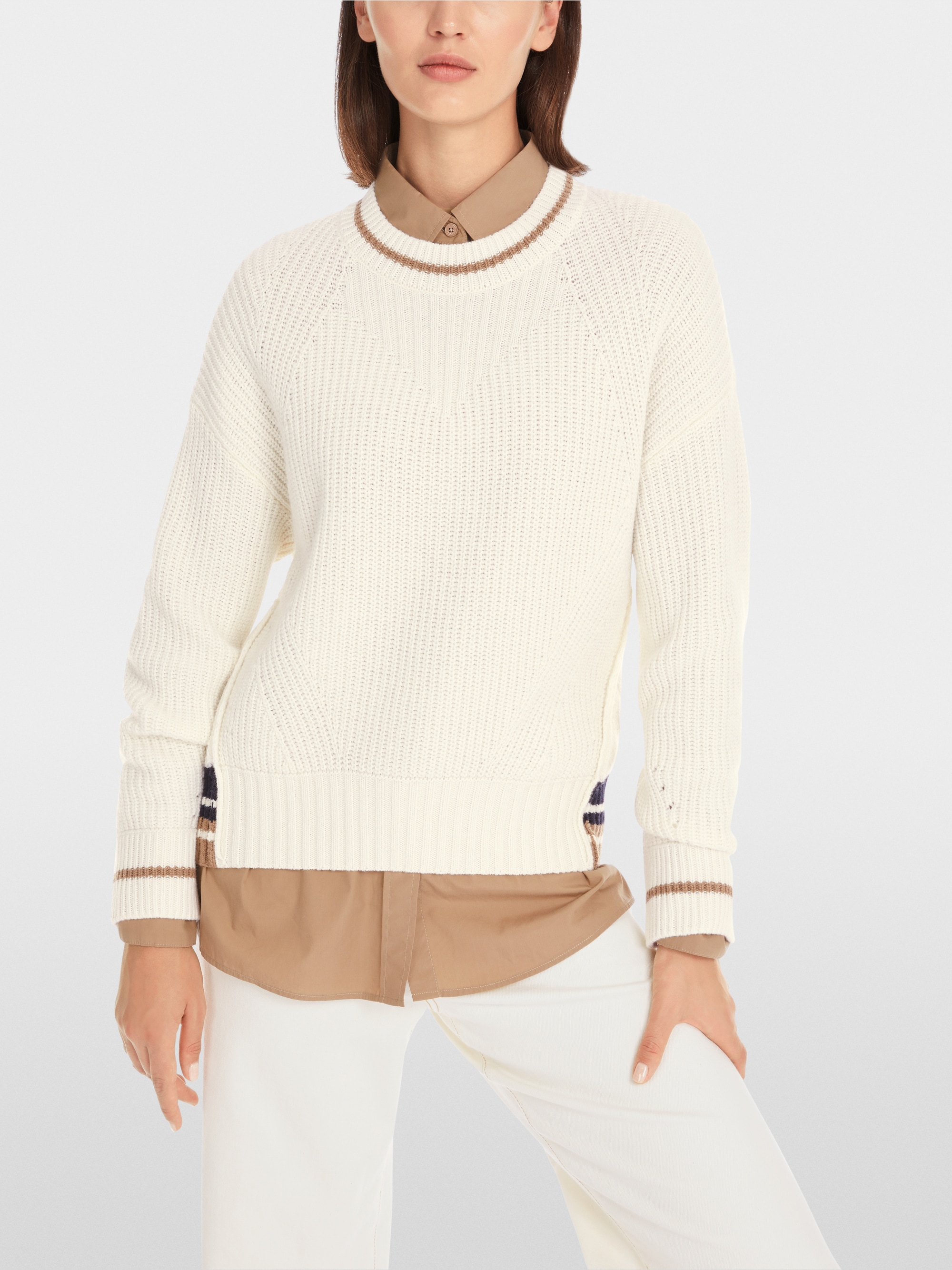 Sweater in Egg Shape Knitted in Germany