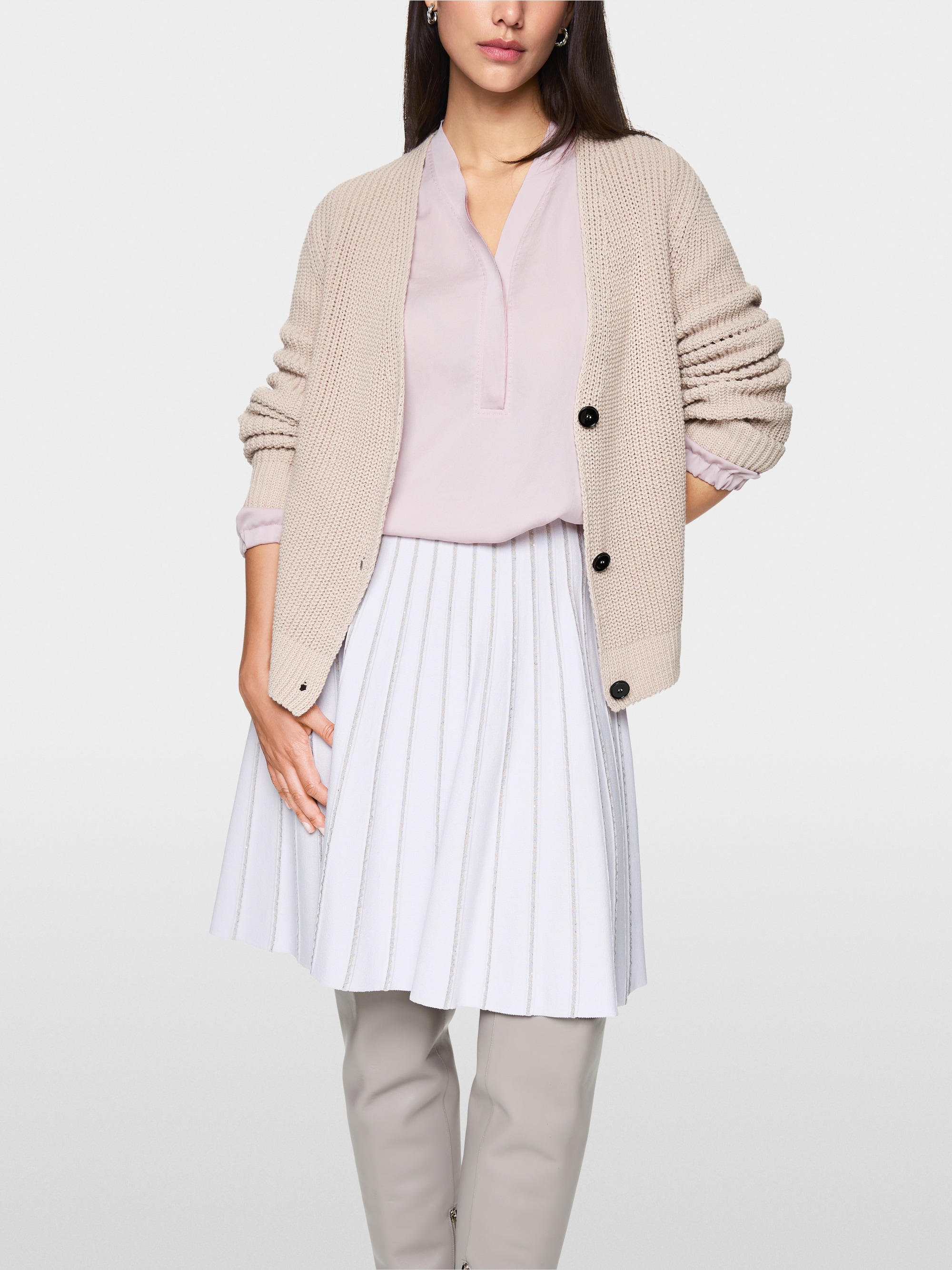 Ribbed cardigan knitted in Germany