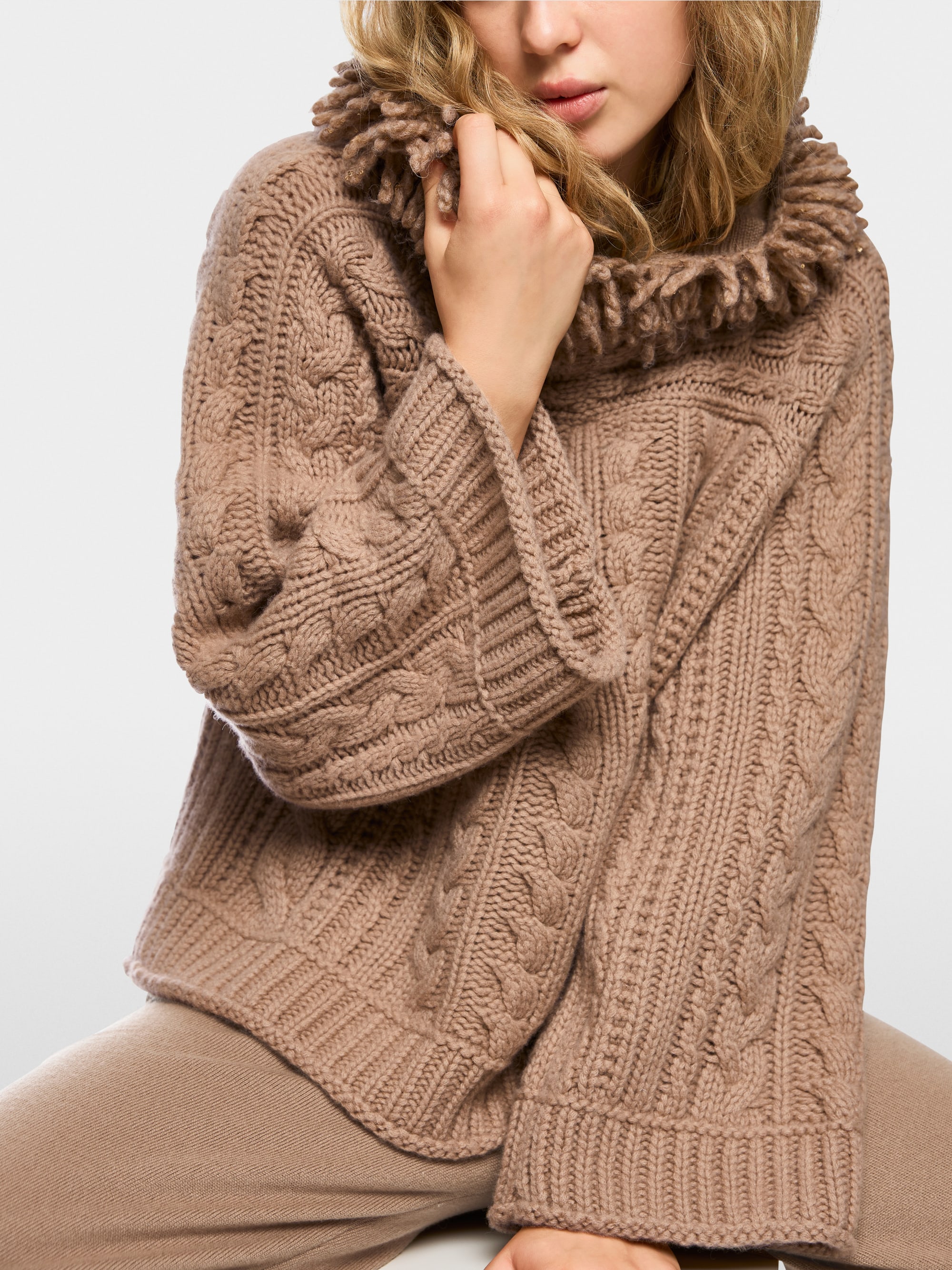 Zopfstrickpullover Knitted in Germany