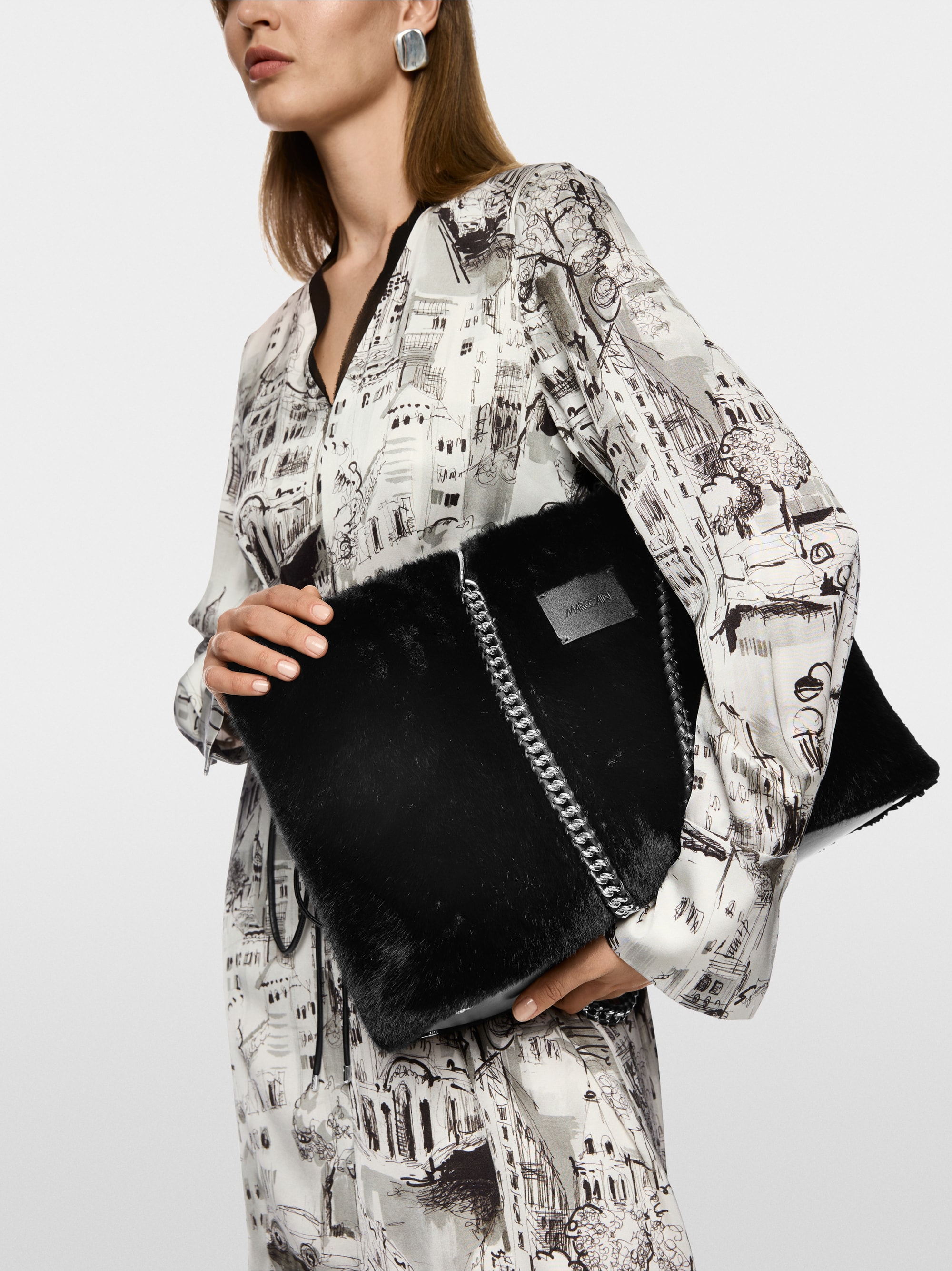 Faux fur shopper