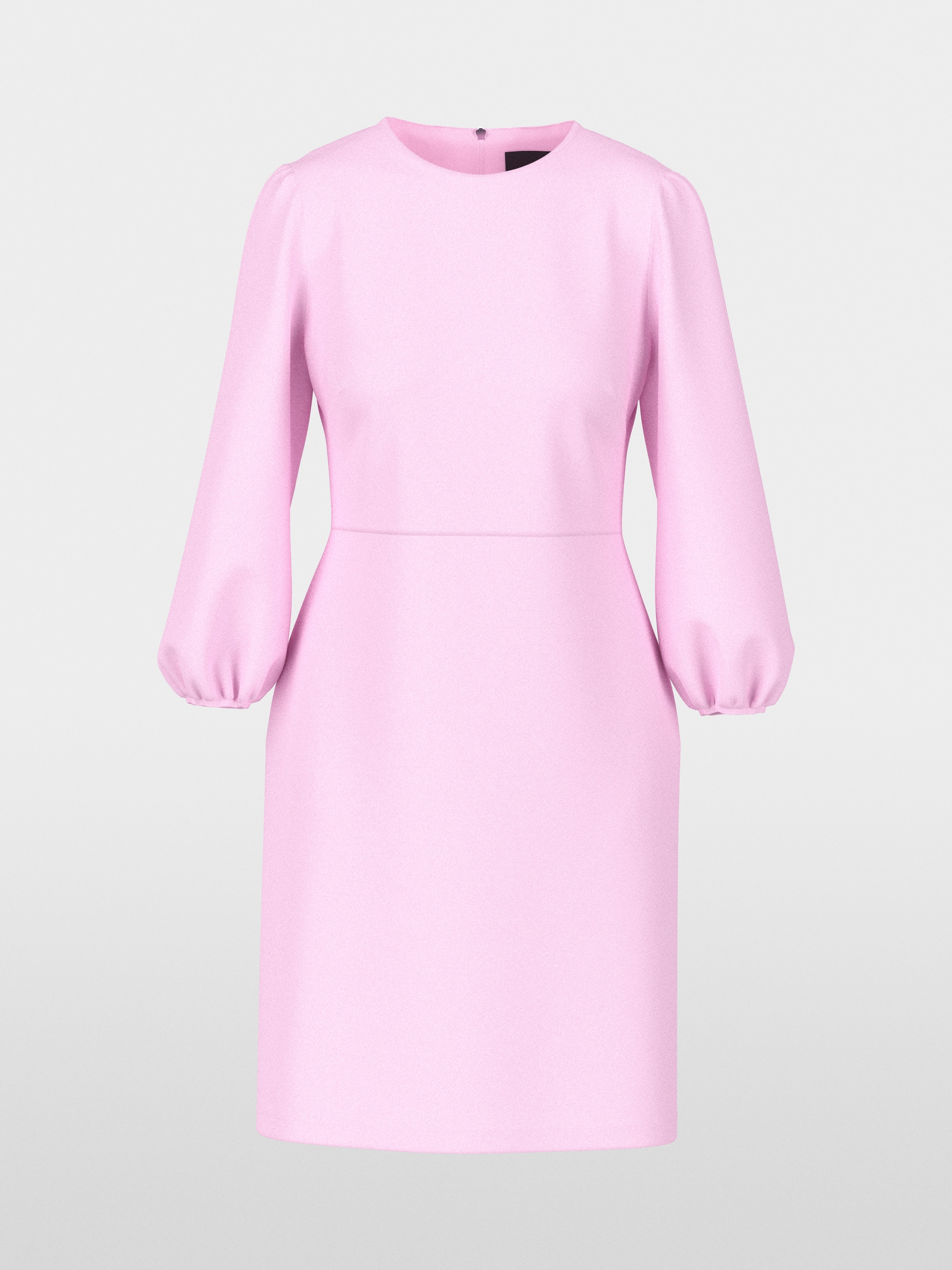 Fitted dress with round neck