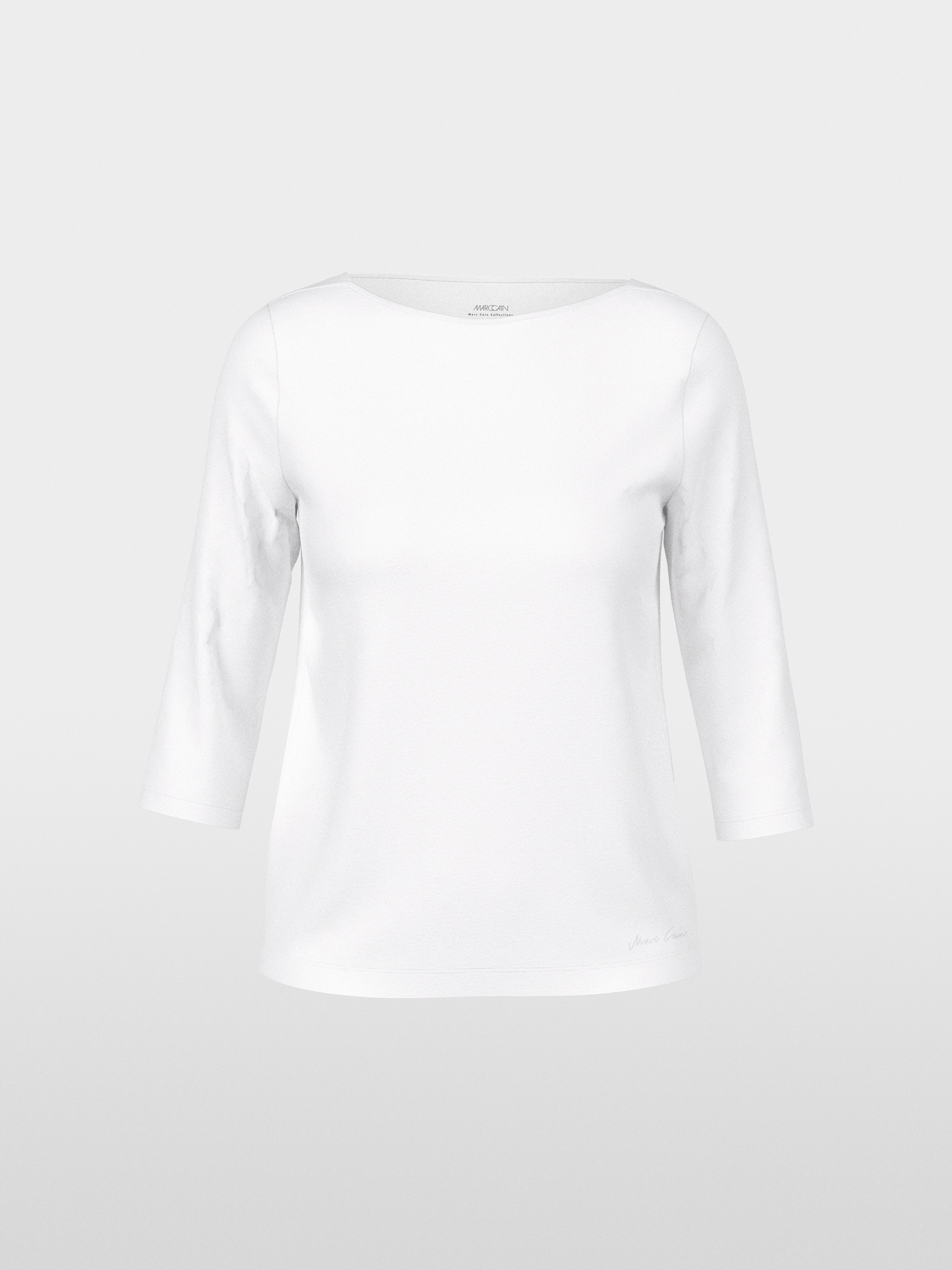 T-shirt with boat neck