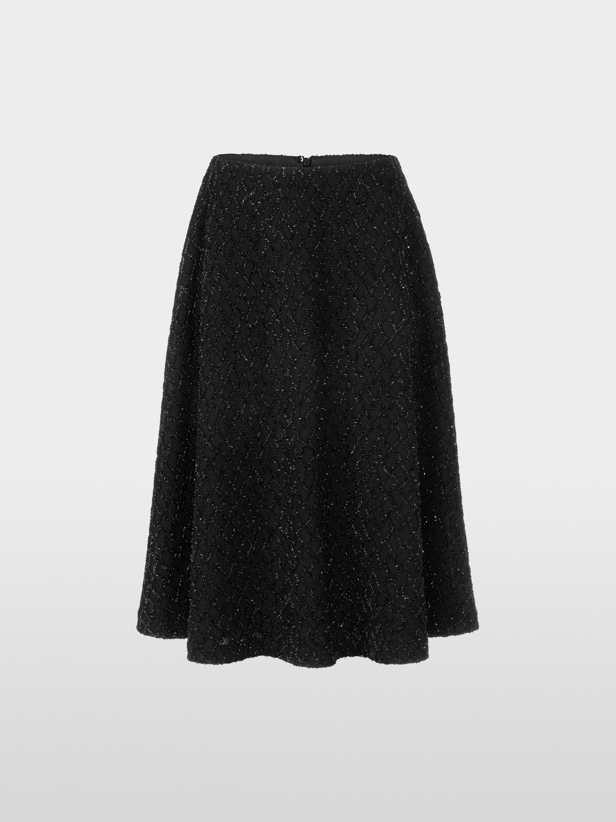 Swinging skirt with glitter details